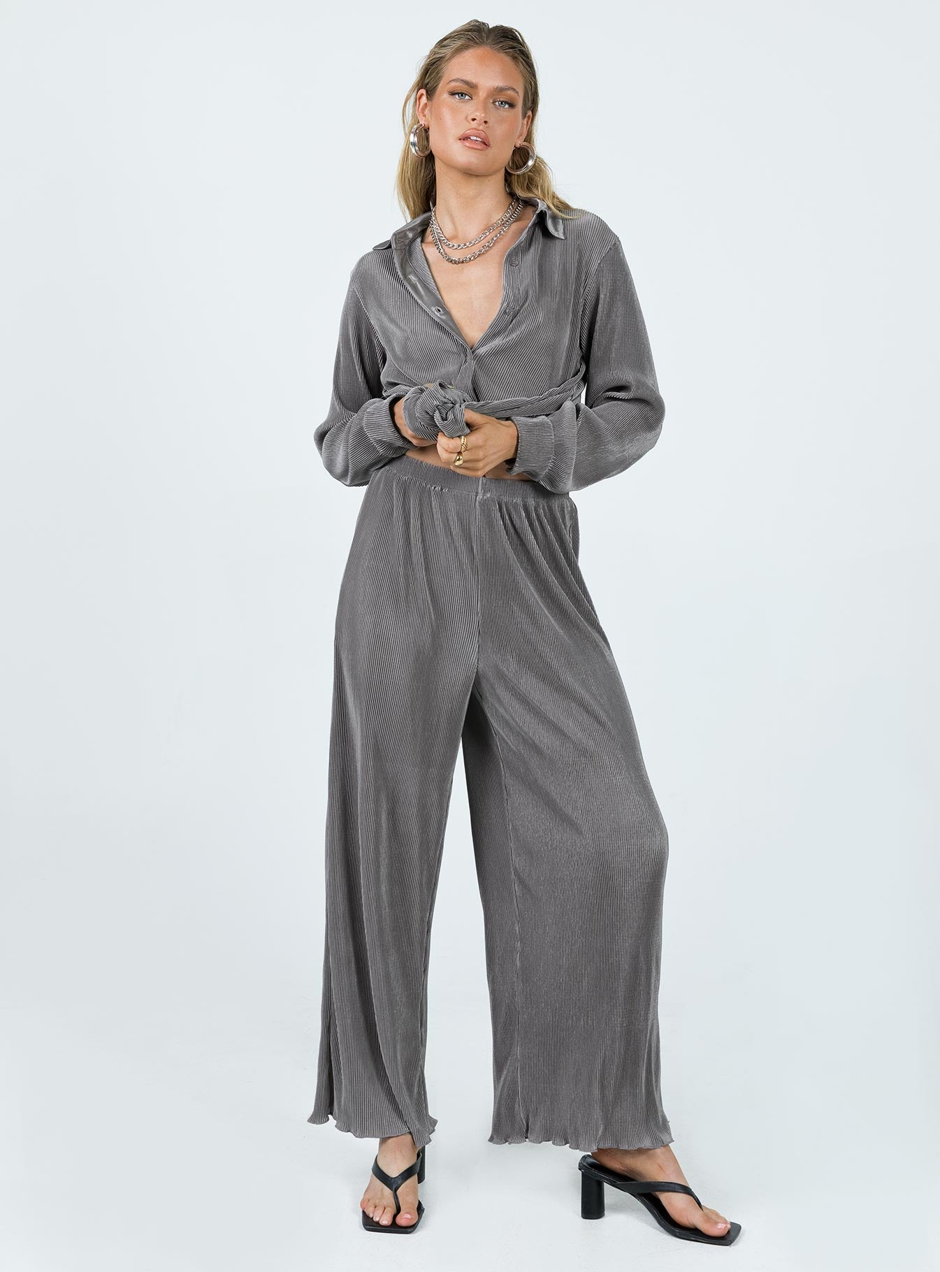 Cartmore Plisse Pants Charcoal - Image 3