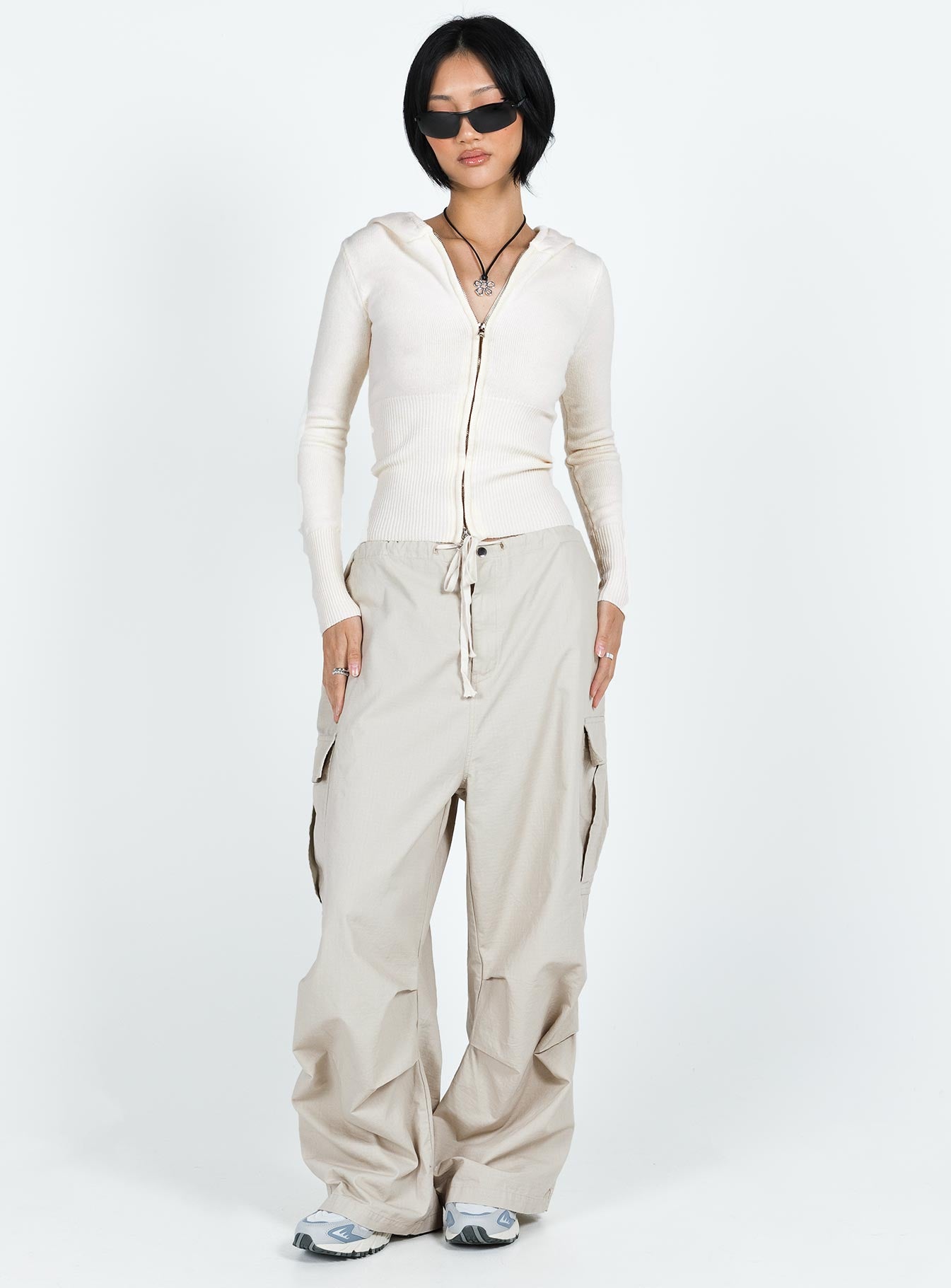 Elingford Zip Up Hooded Sweater Cream - Image 3