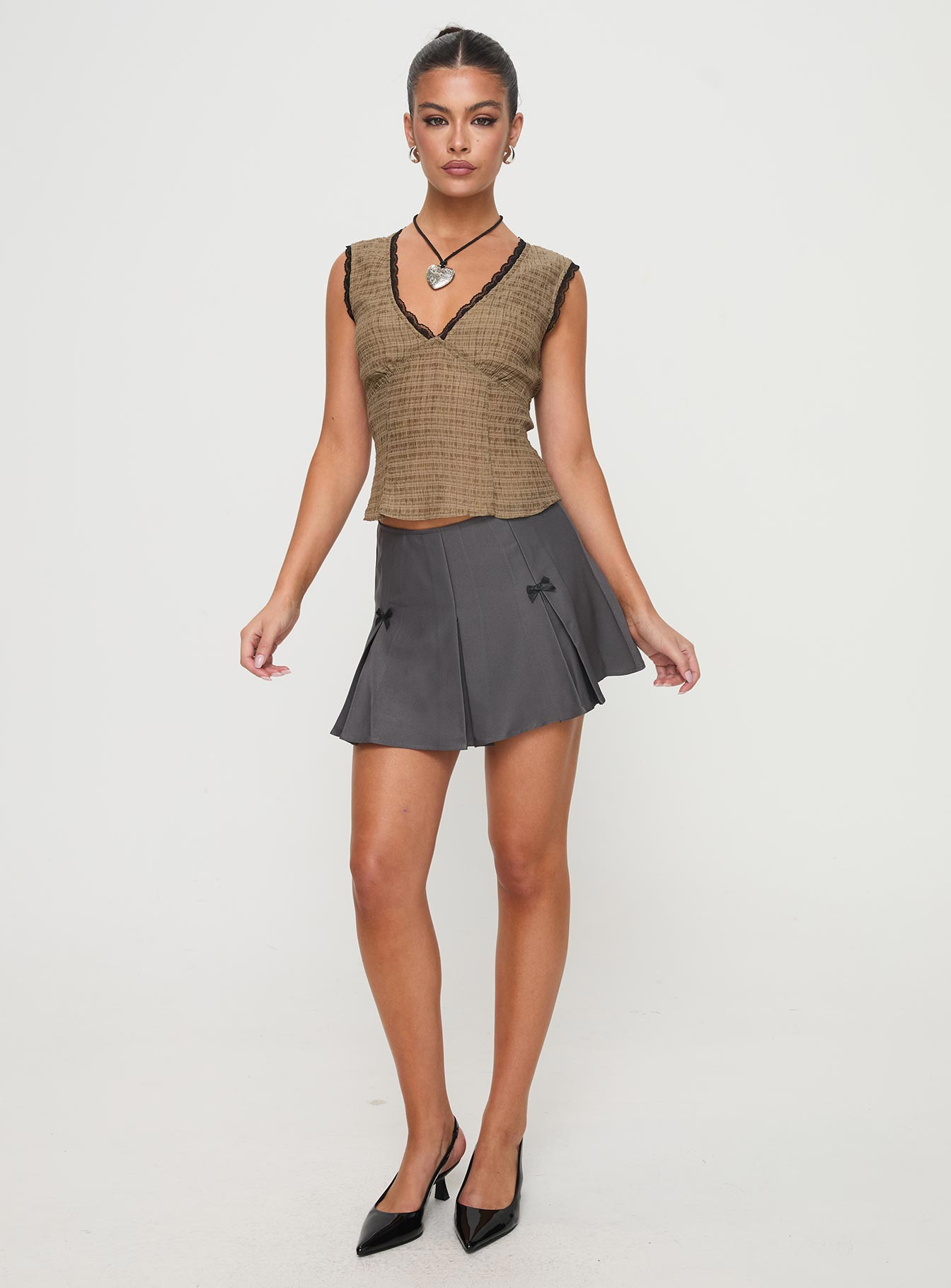 Hagea Top Olive - Image 3