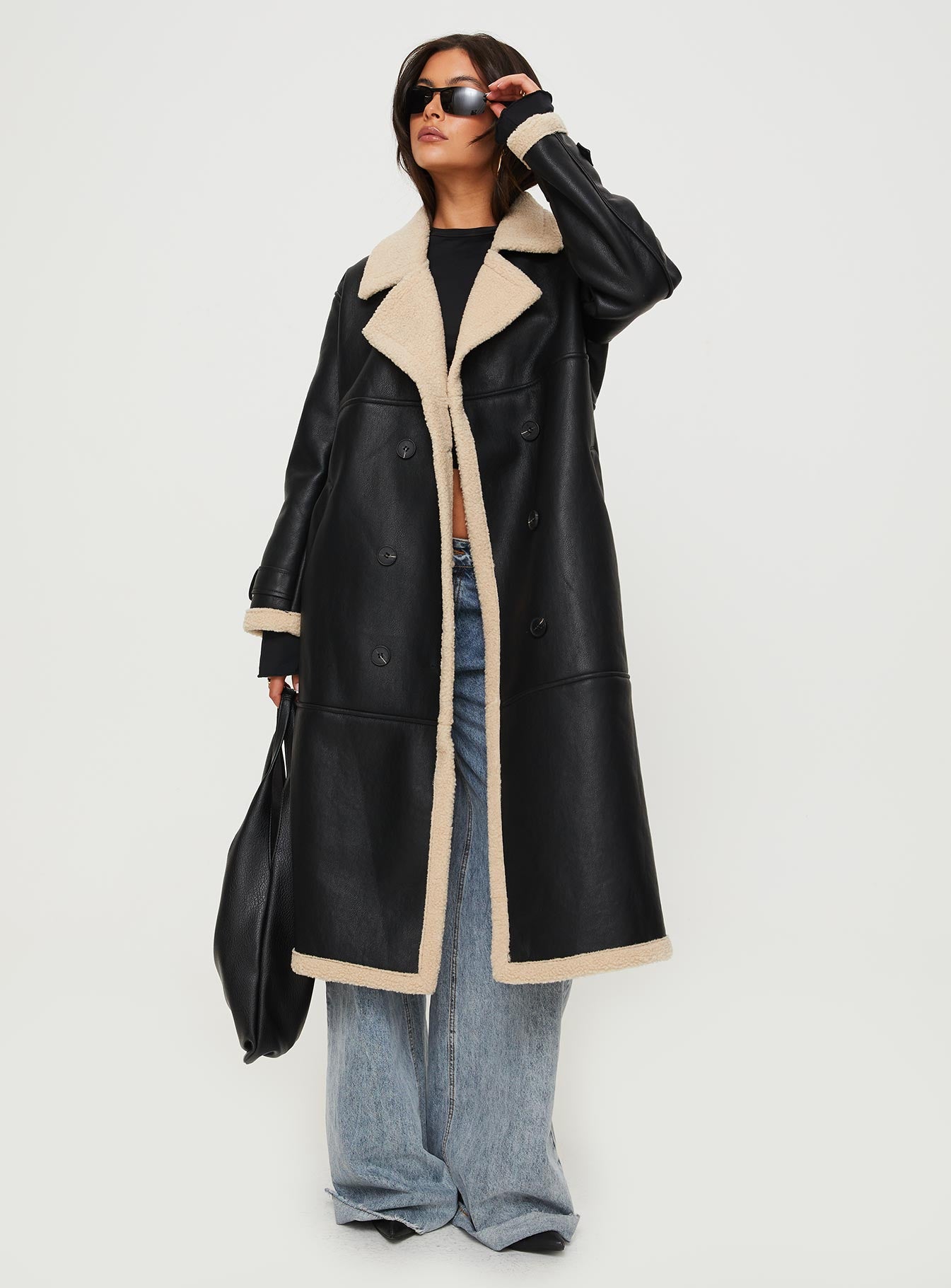Day 'n' Night Longline Shearling Coat Black - Image 3