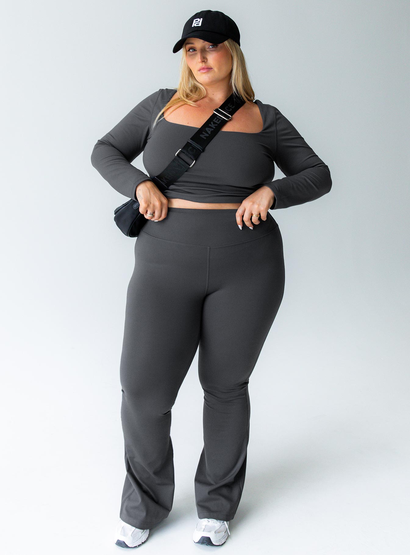 Integrity Activewear Yoga Pants Grey Curve - Image 2