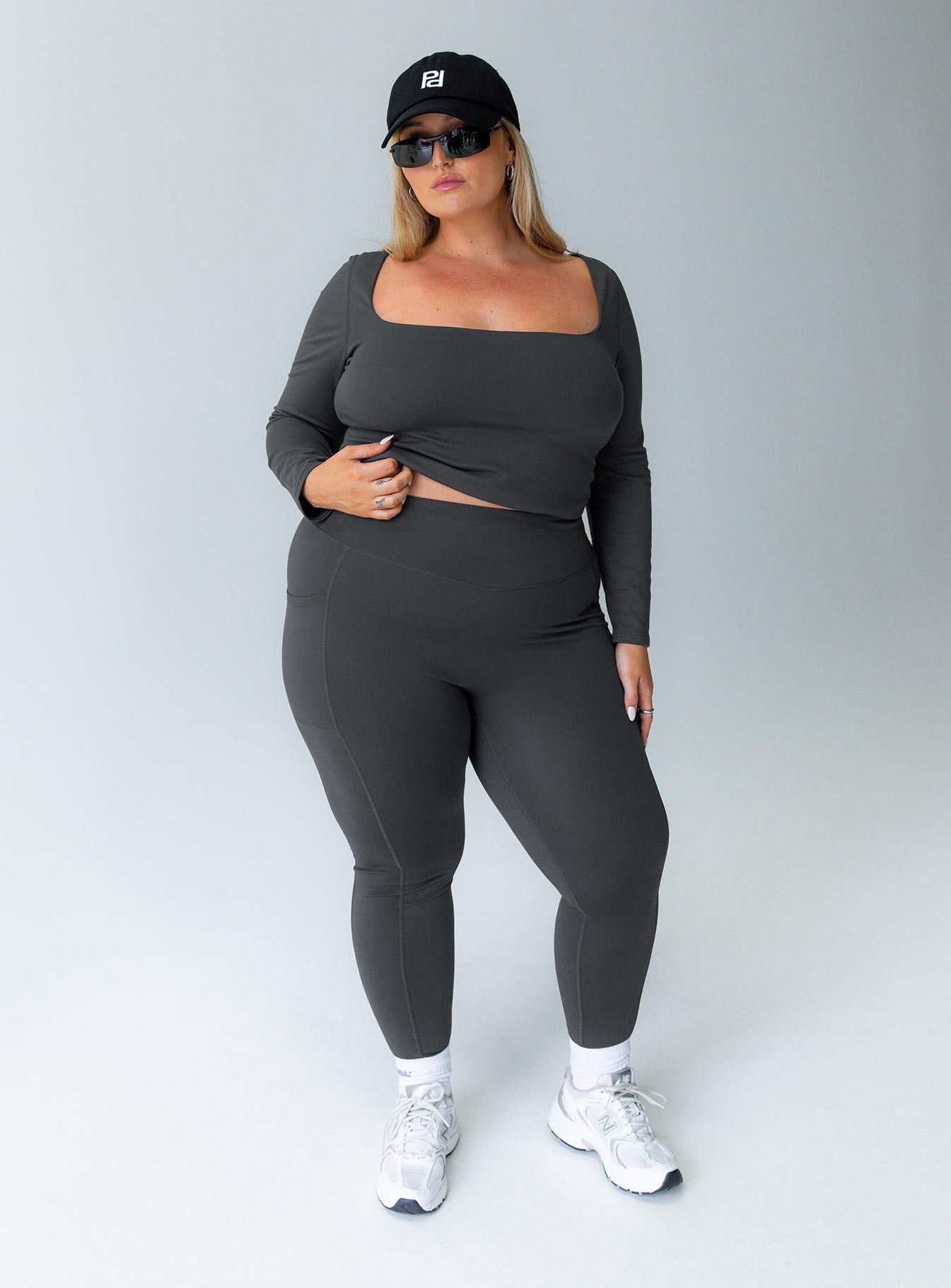 Unstoppable Activewear 7/8 Leggings Grey Curve - Image 2