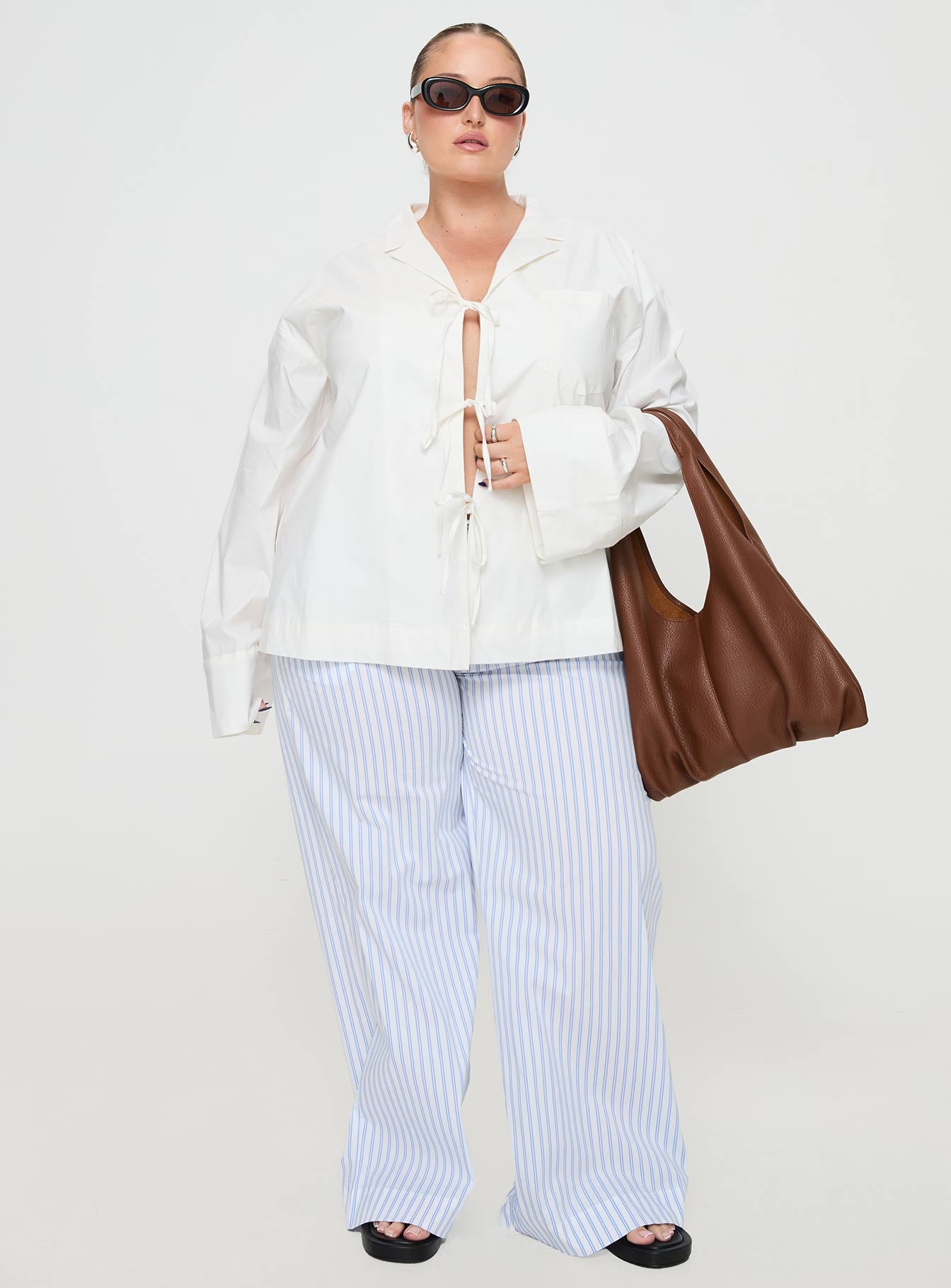 Spiri Shirt White Curve - Image 3