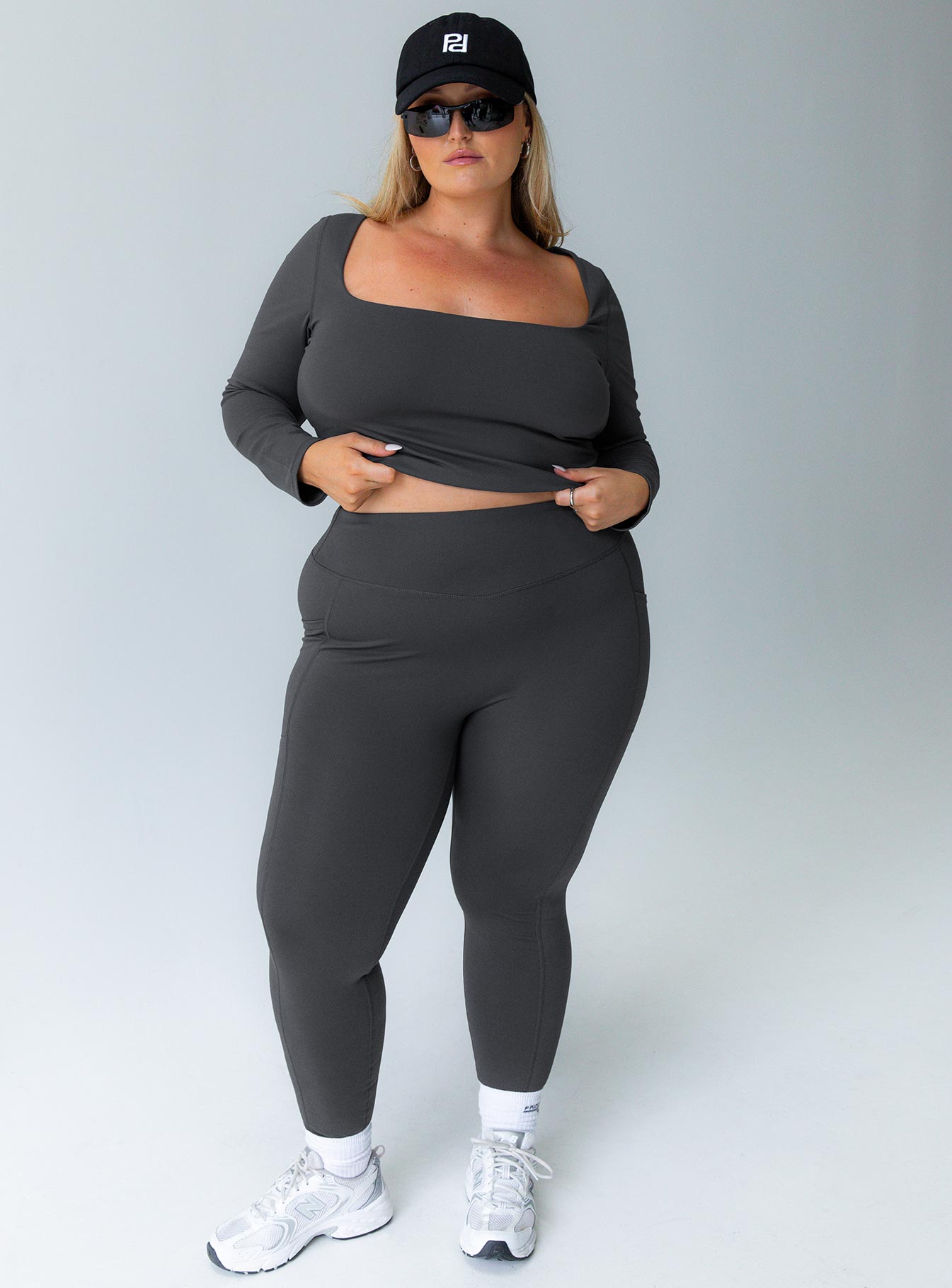 Thriving Activewear Top Grey Curve - Image 3