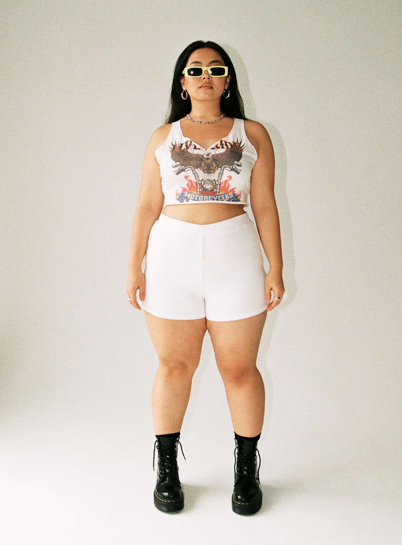 Organic Bailey Bike Short White Curve - Image 2