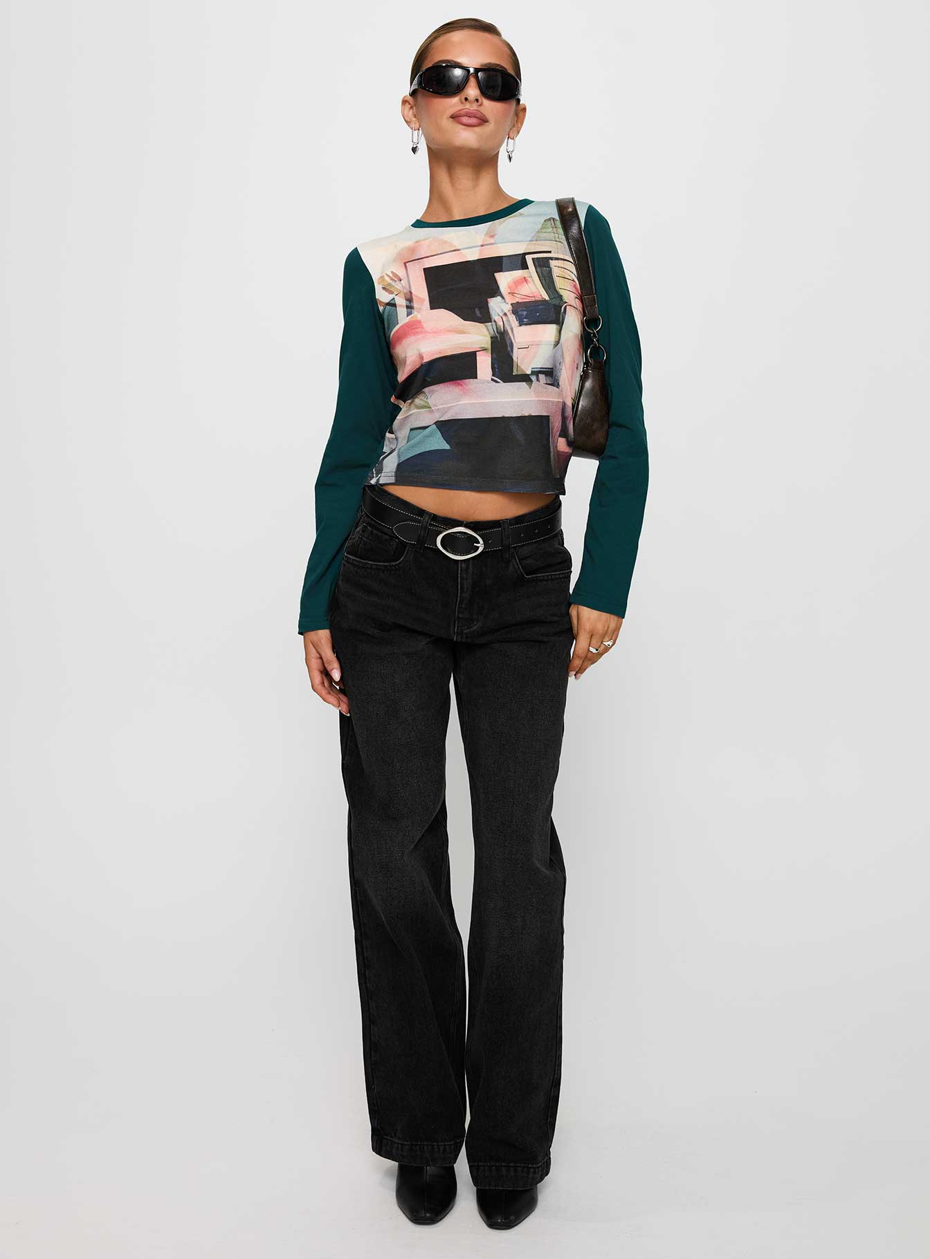 Anelli Low Rise Straight Leg Jeans Washed Black - Image 3