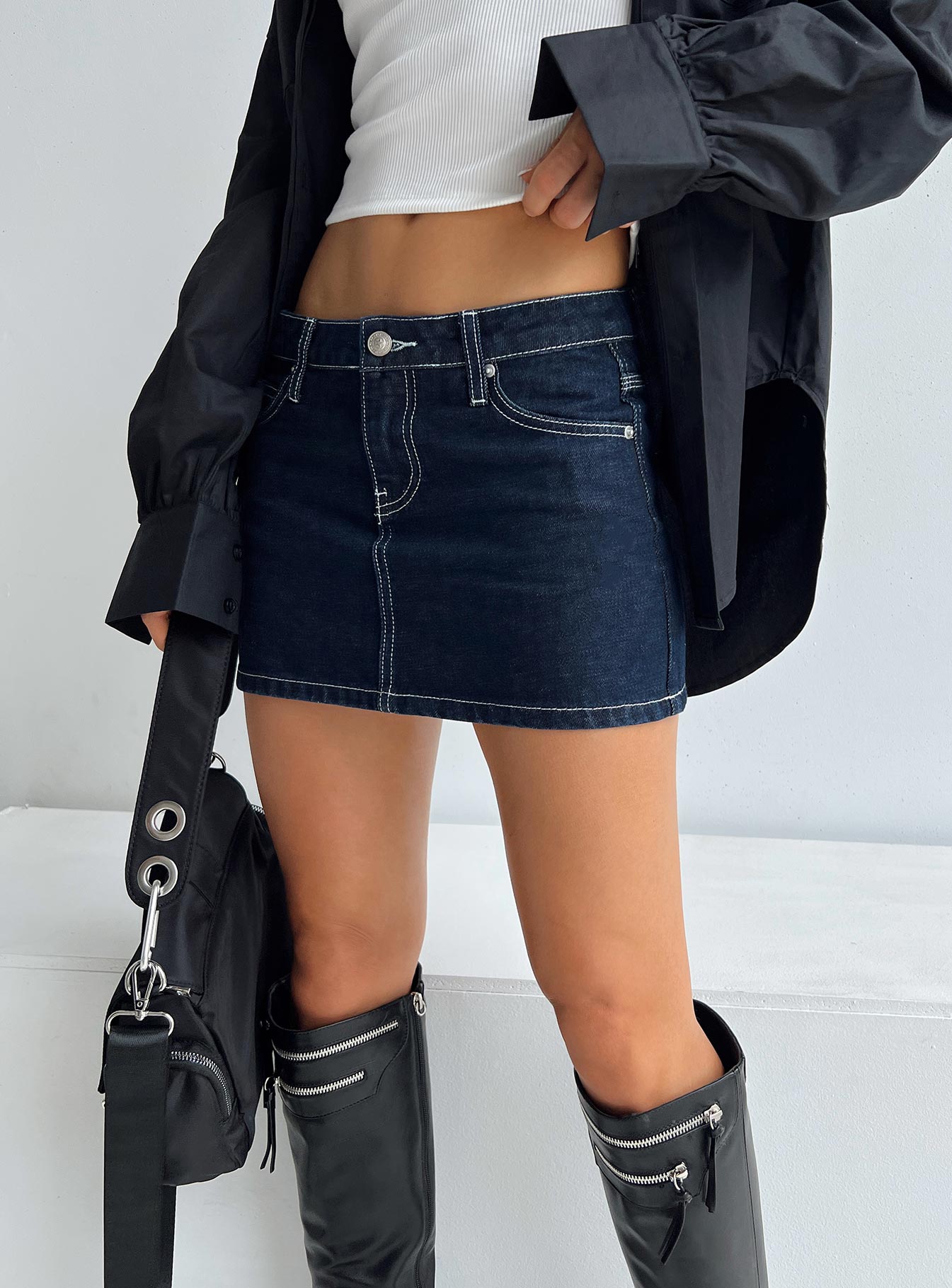 Bracken Denim Mini Skirt Navy - Image 3