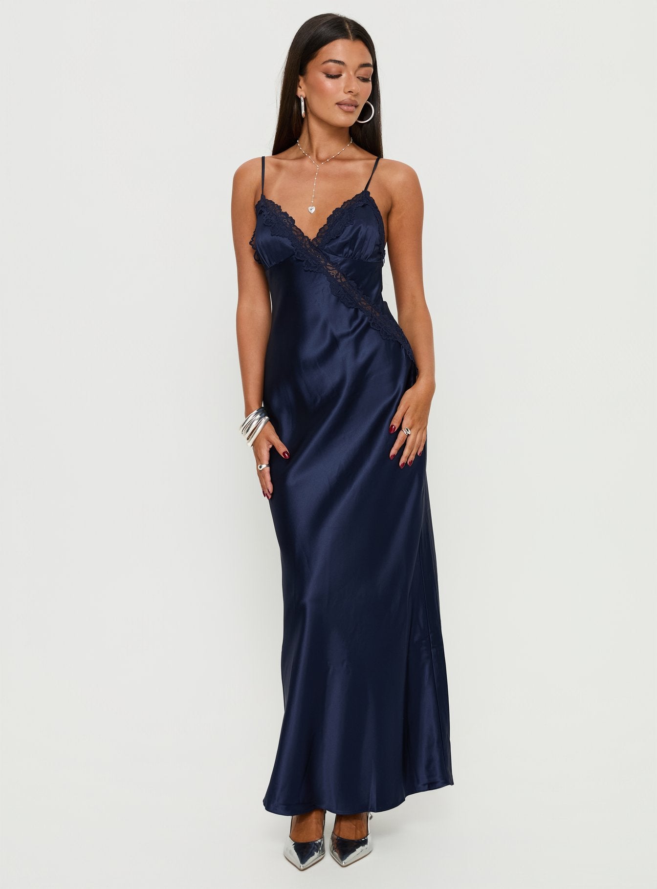 Madelene Lace V Neck Maxi Dress Navy - Image 2