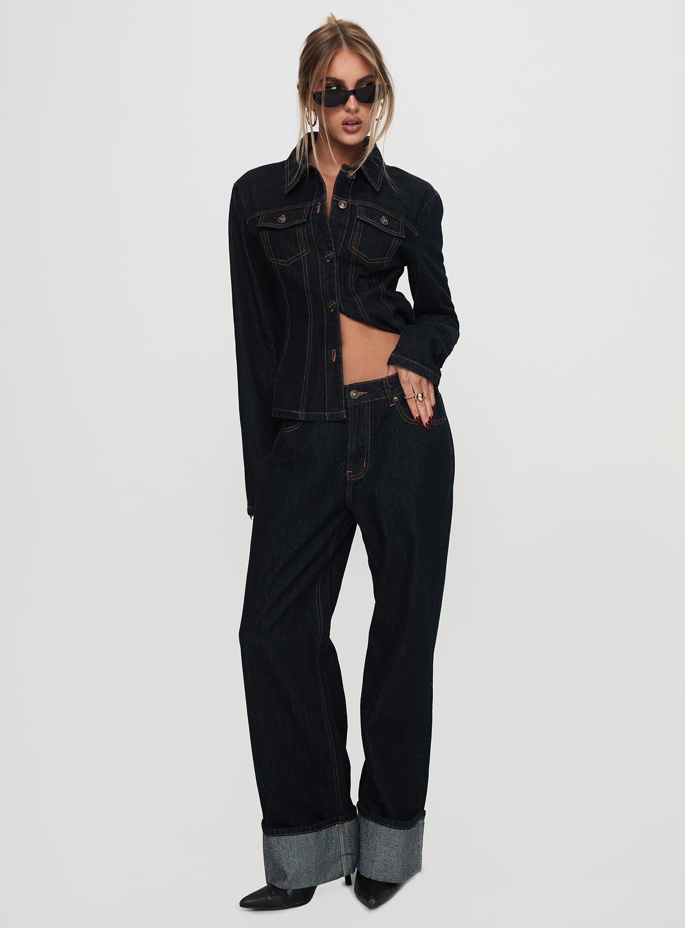 Top Model Low Rise Straight Leg Cuffed Jean Dark Denim - Image 3