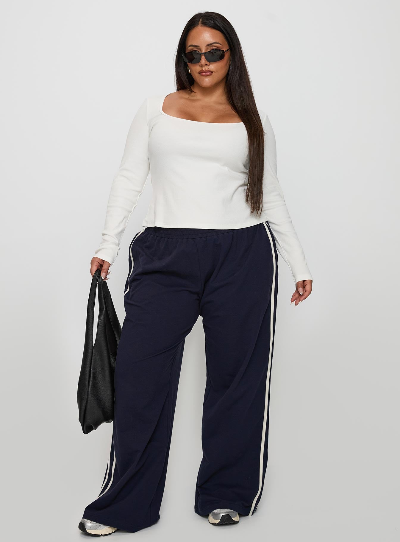 Baseline Long Sleeve Top White Curve - Image 3