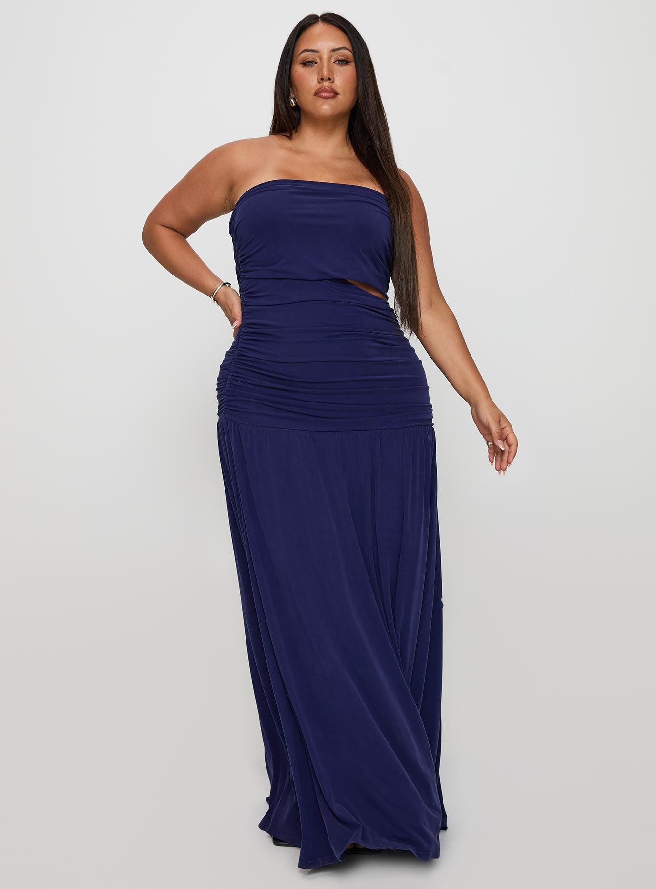 Grandeur Strapless Maxi Dress Navy Curve - Image 3