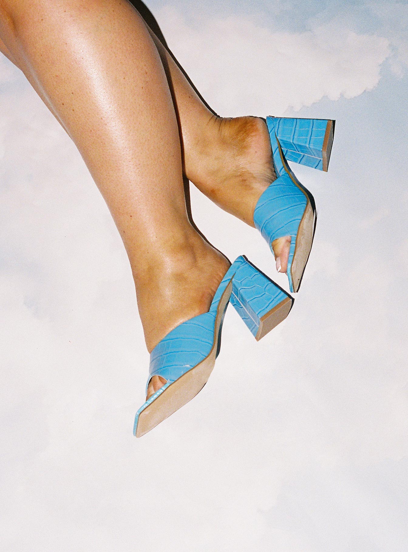 Sunset Boulevard Heels Blue - Image 2