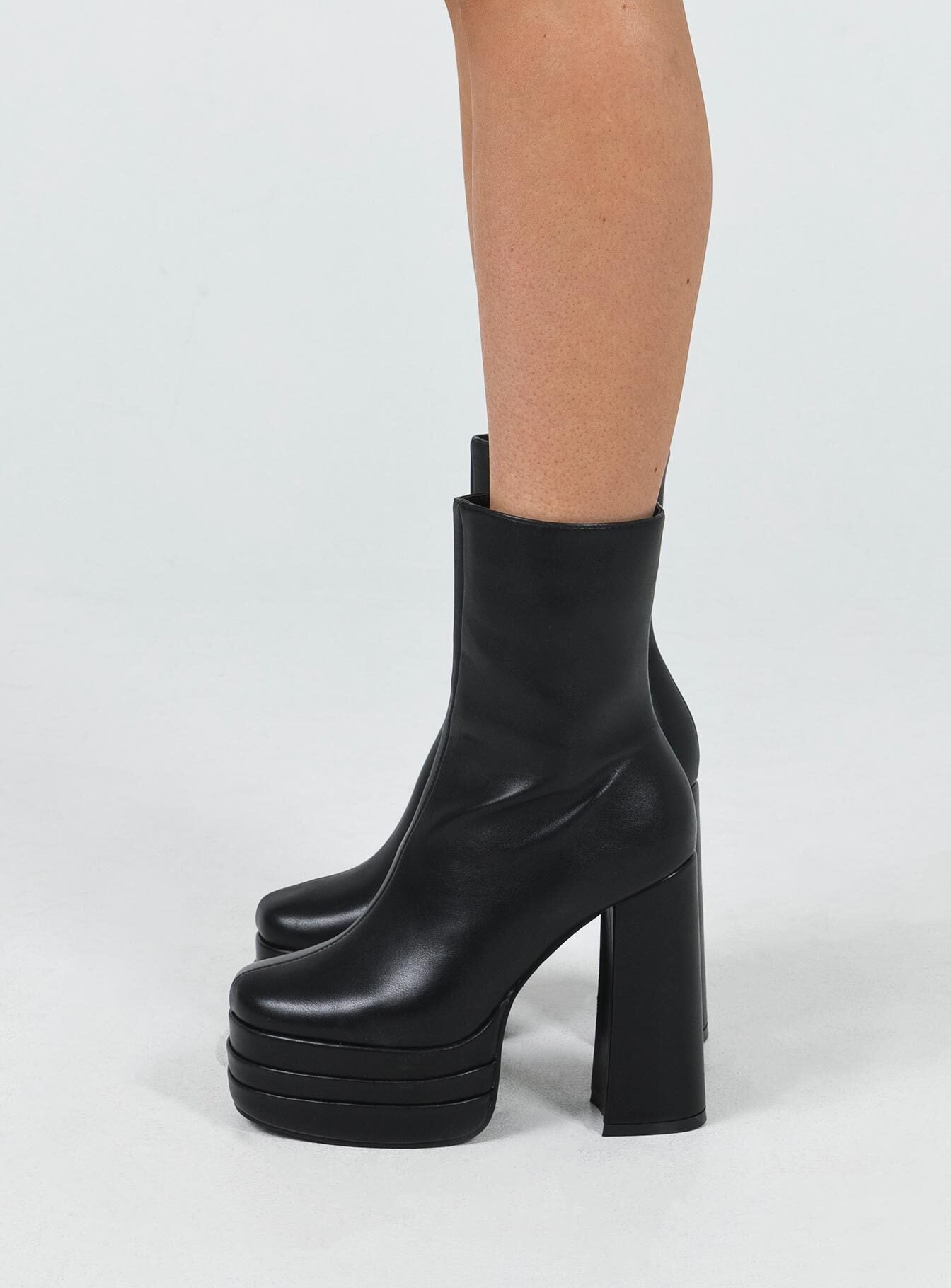Ricardo Platform Ankle Boots Black - Image 4