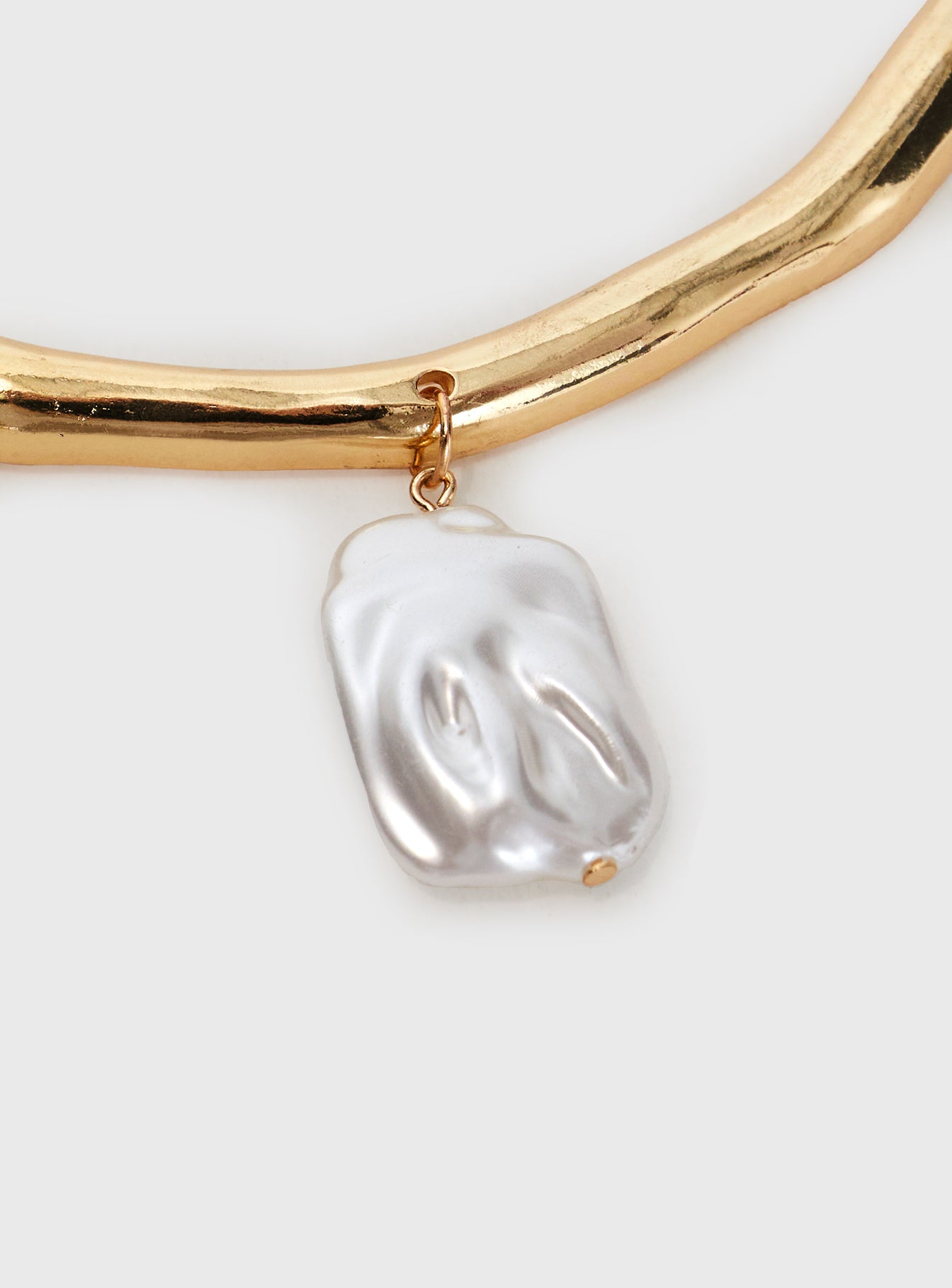 Leani Pearl Necklace Gold - Image 3