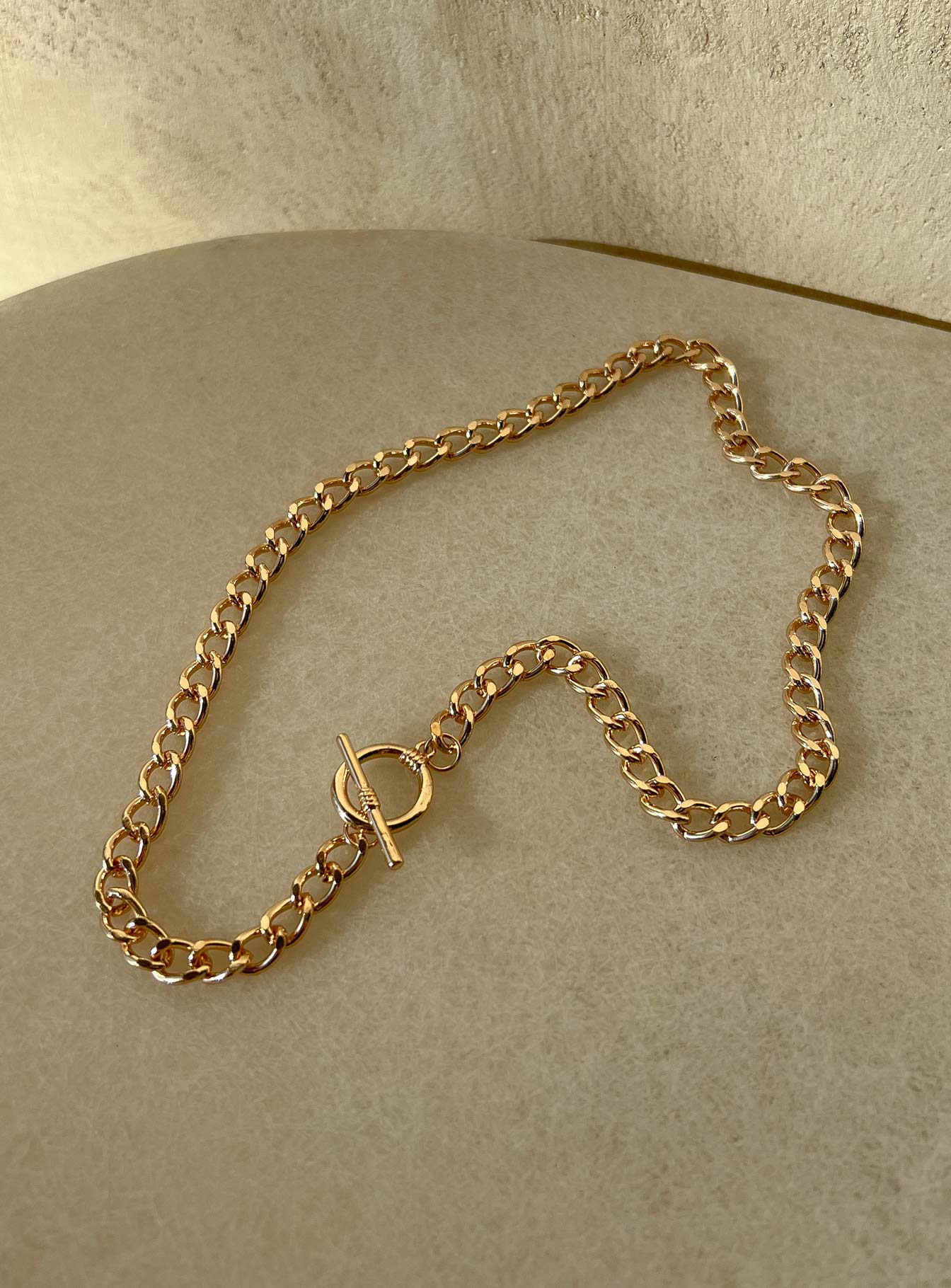 Taren Necklace Gold - Image 3