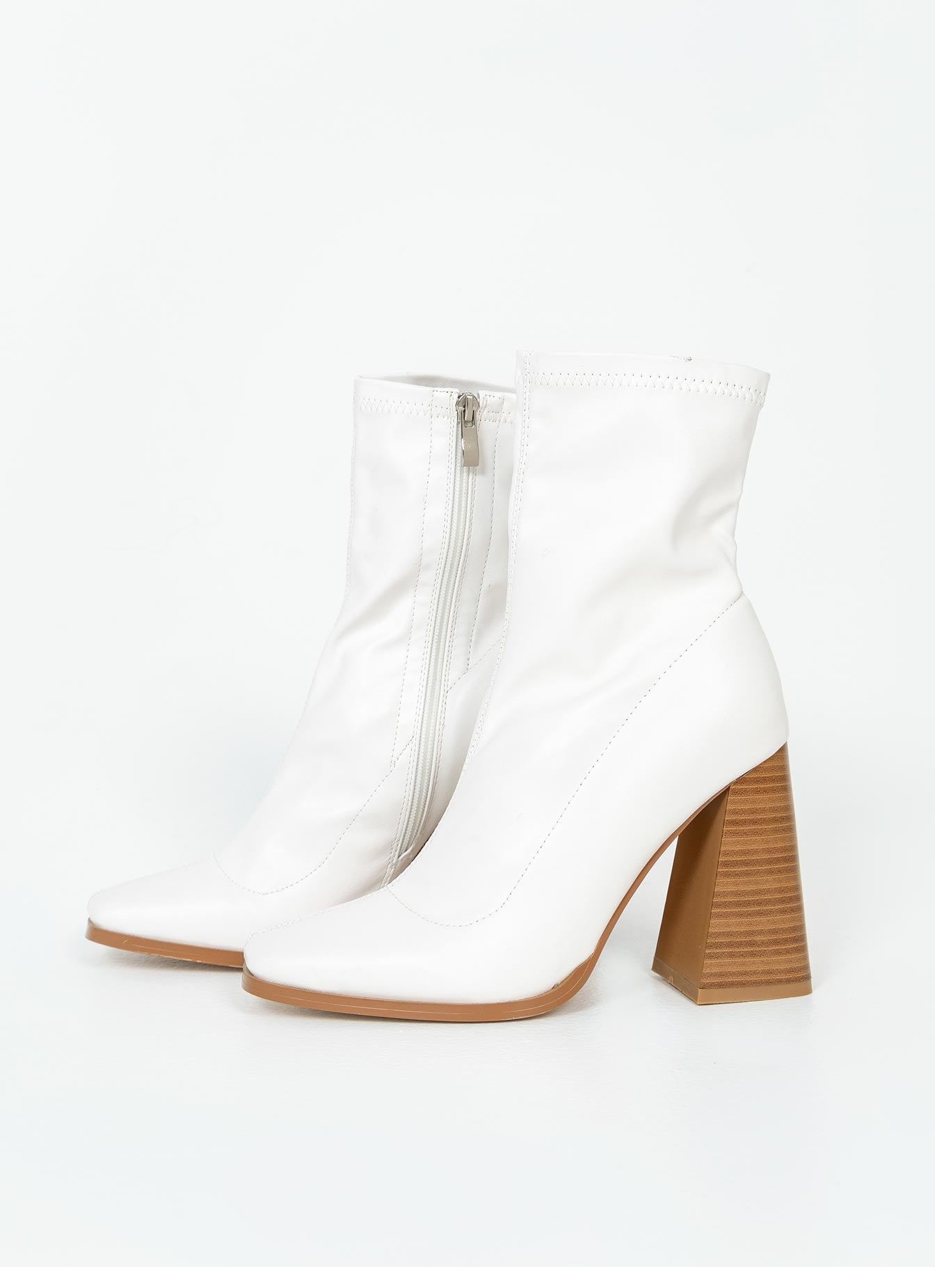 Izuka Ankle Boots White - Image 3