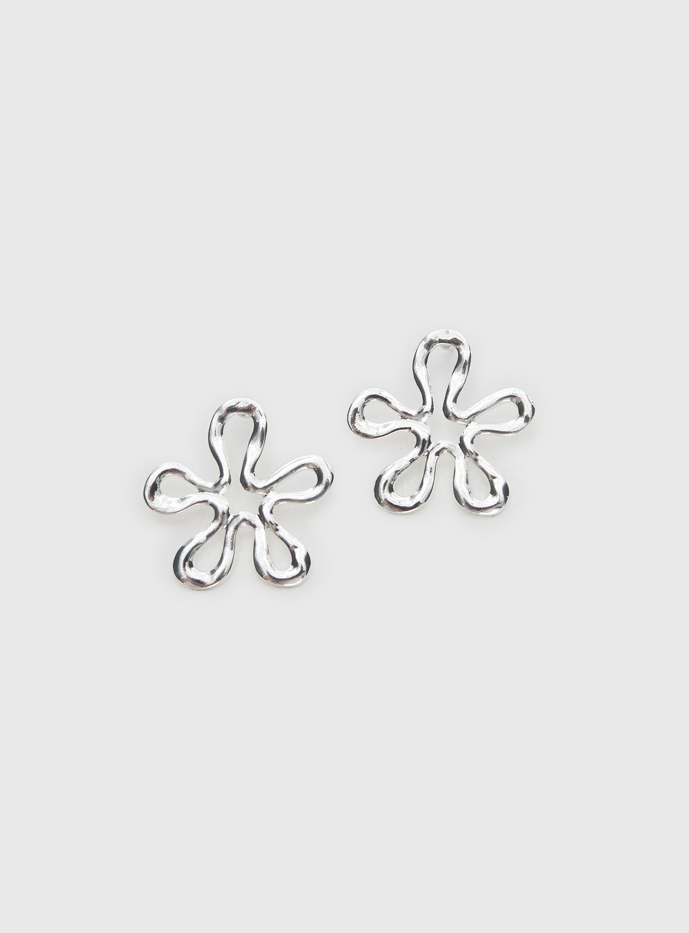 Sweet Embrace Flower Earrings Silver - Image 3