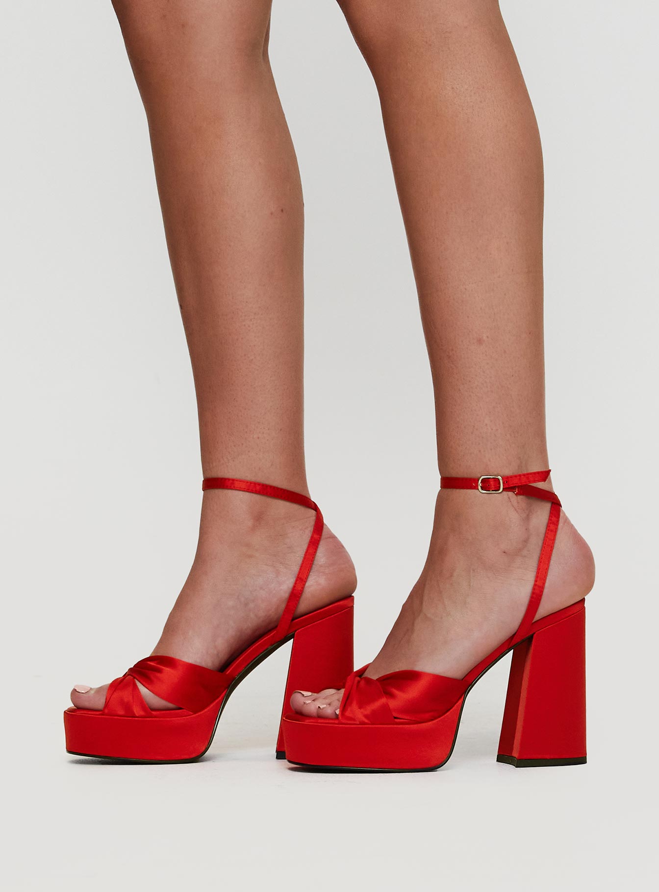 Everlasting Satin Platform Heels Red - Image 3