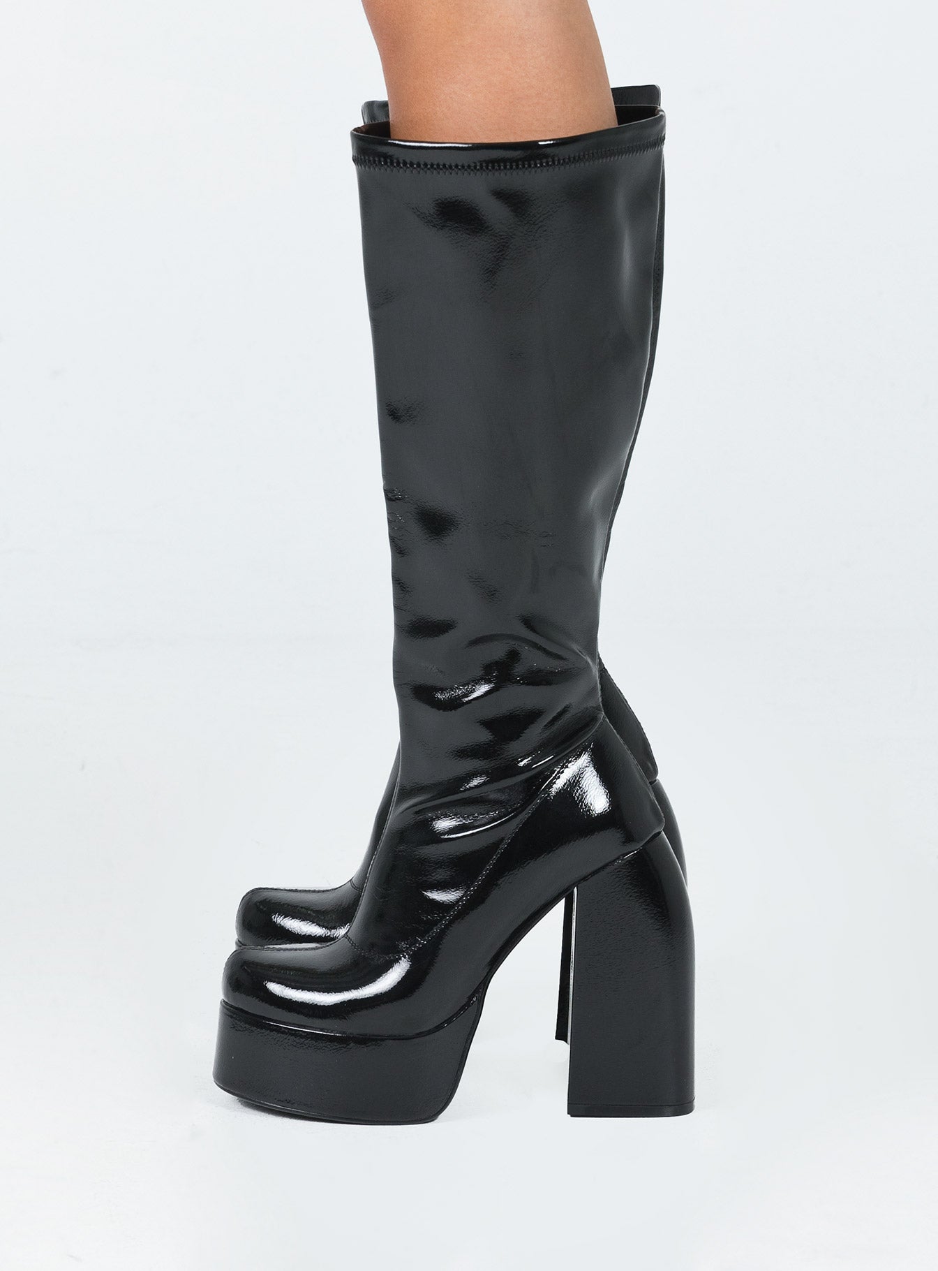 Temptation Boots Black - Image 3