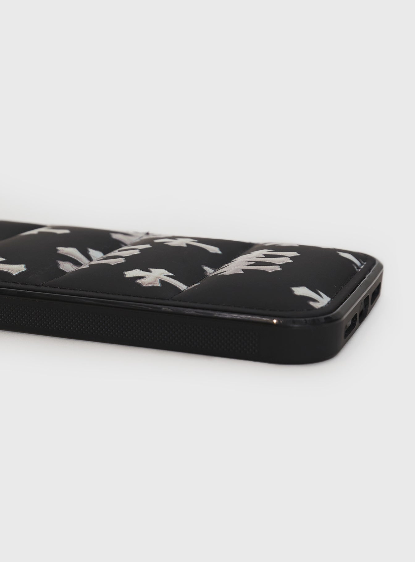 Federica iPhone Case Black - Image 3