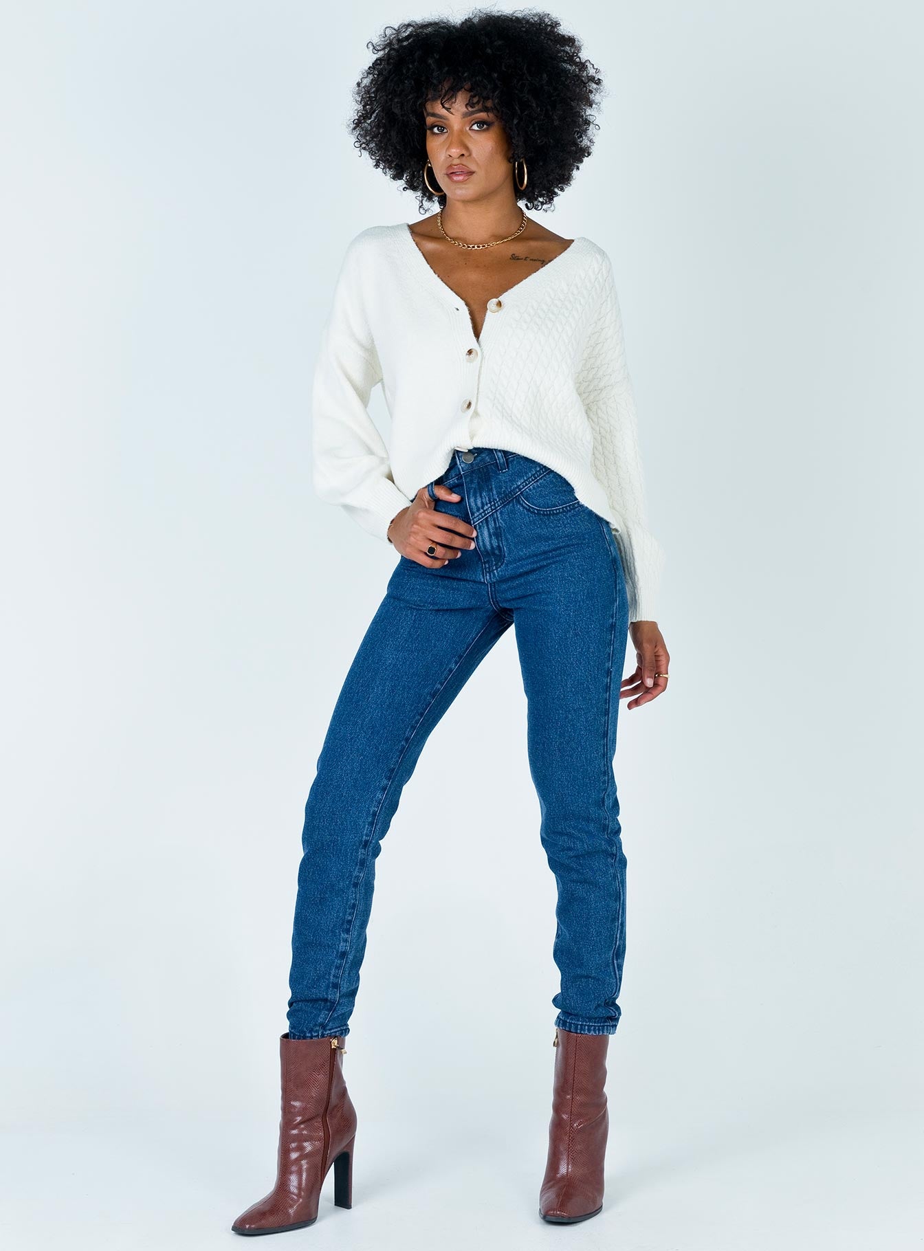 Dashiell Cardigan White - Image 2