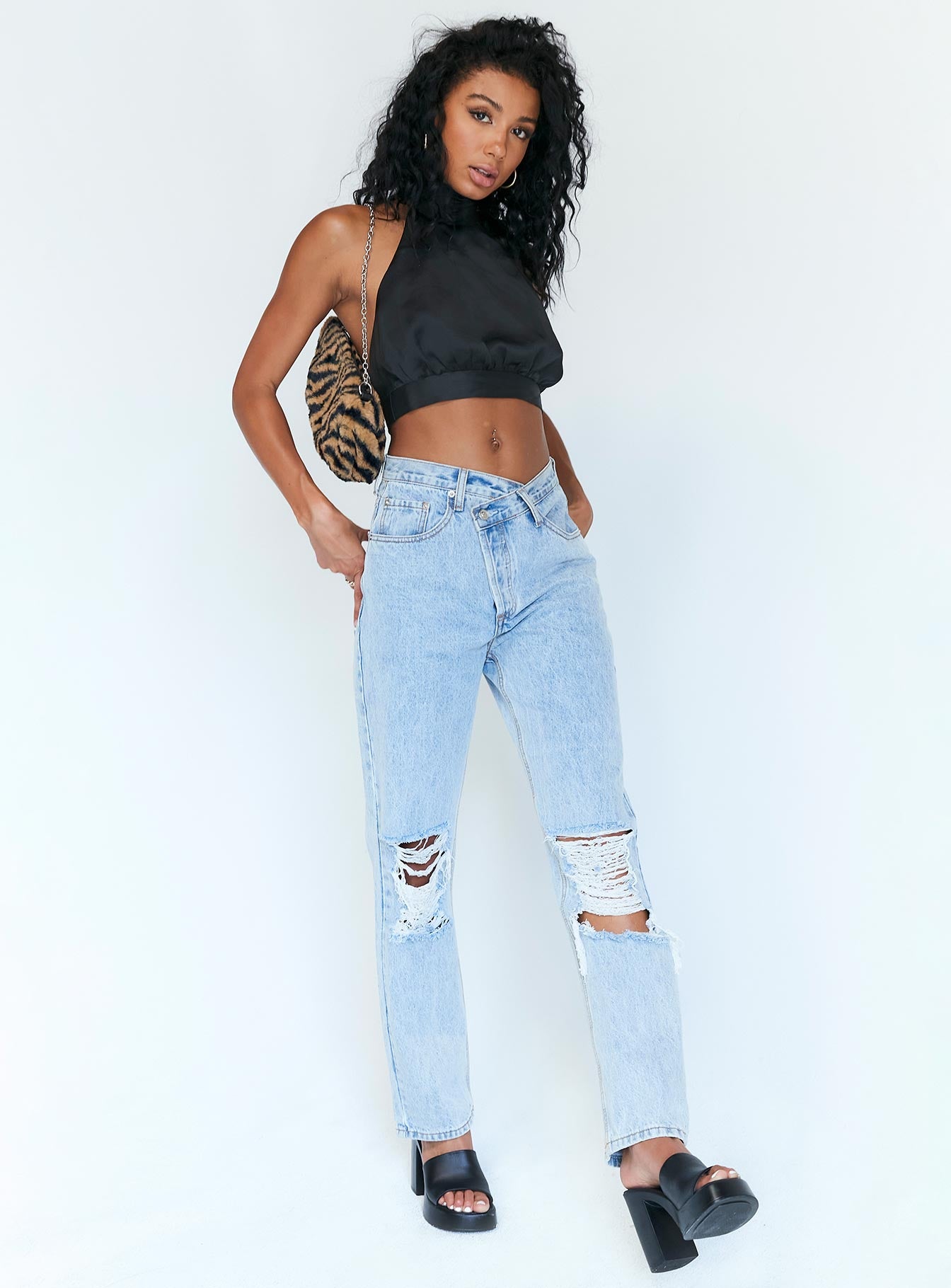 Paityn Top Black - Image 3