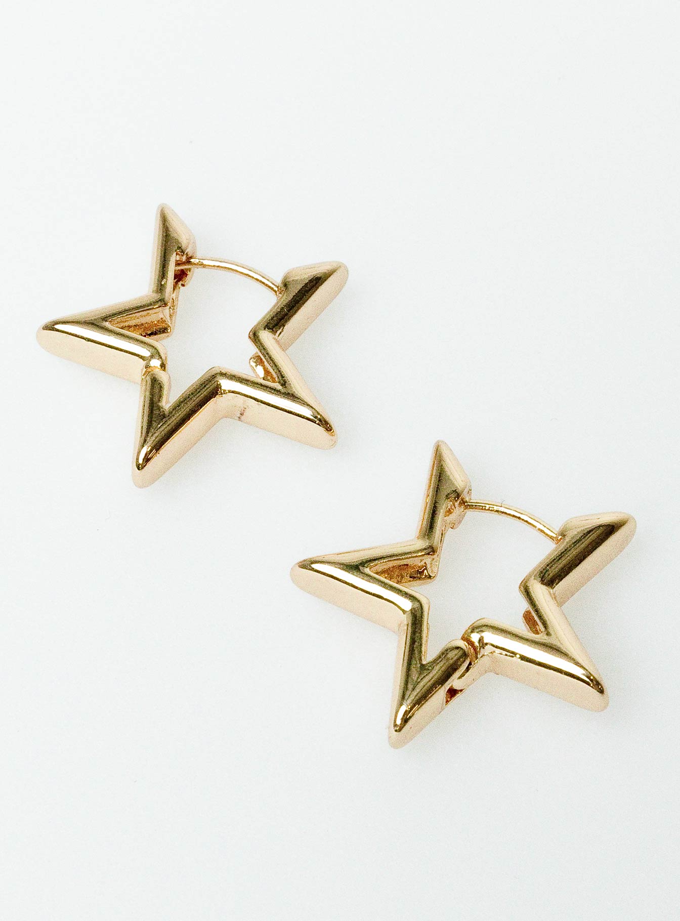 Stardom Earrings Gold - Image 3