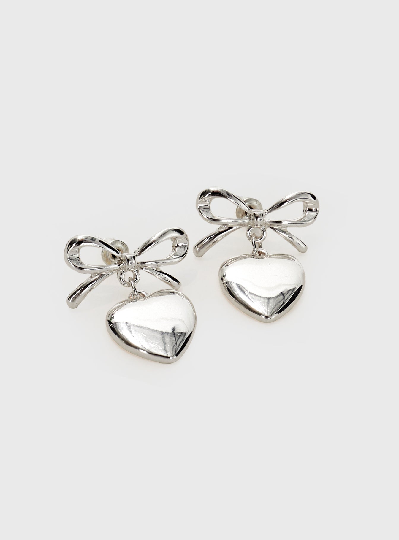 Zephyra Earrings Silver - Image 3