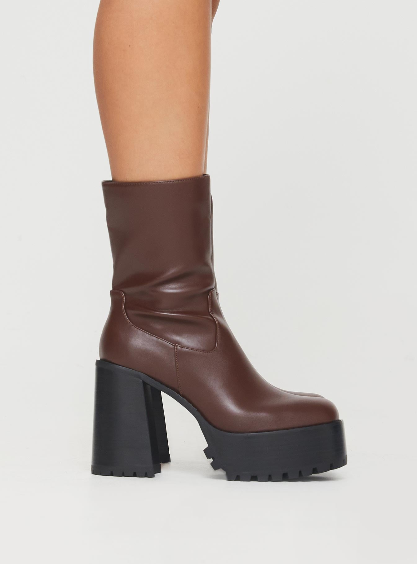 Garbo Boots Brown - Image 3