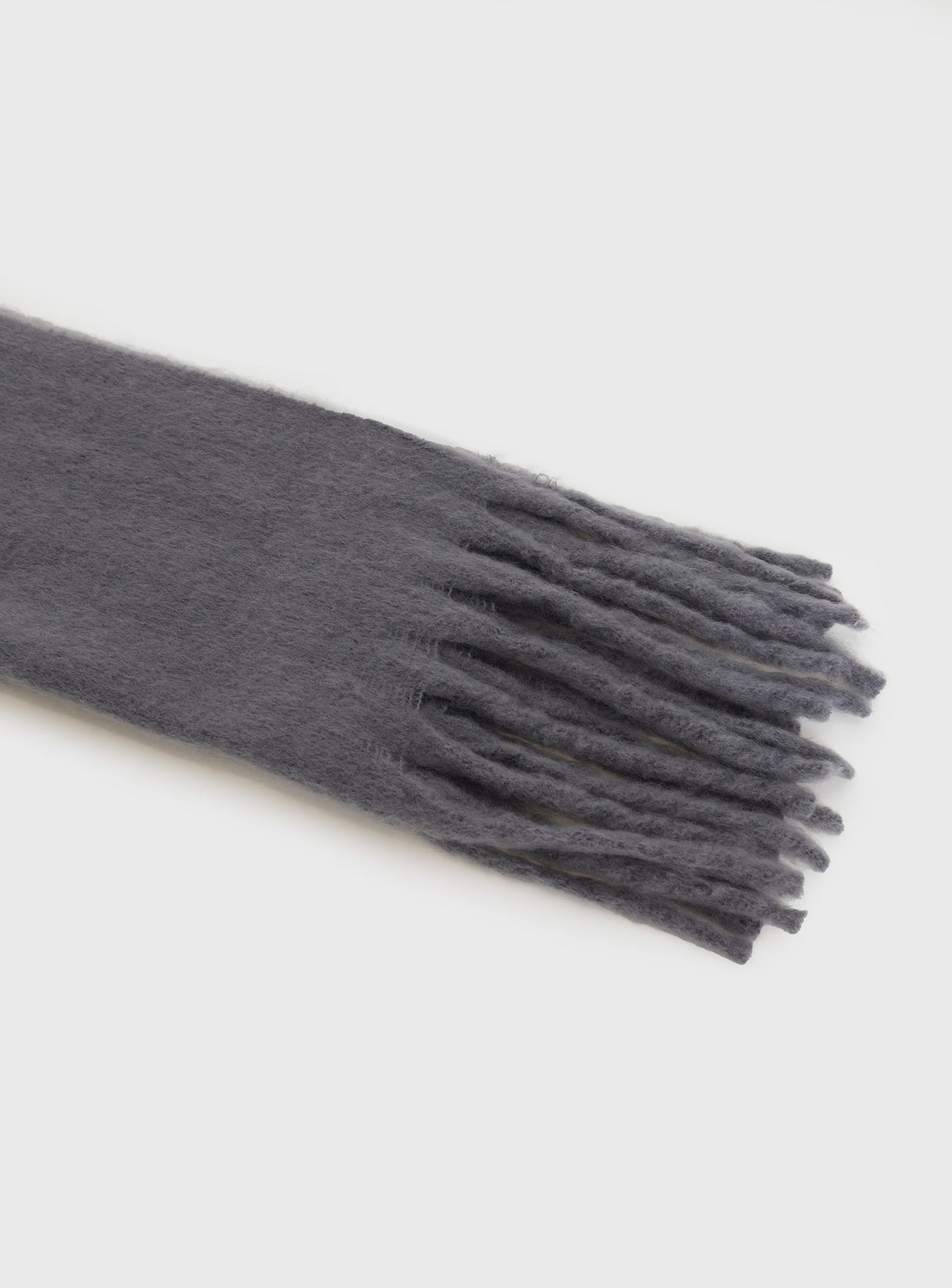 Cheat Scarf Grey - Image 3