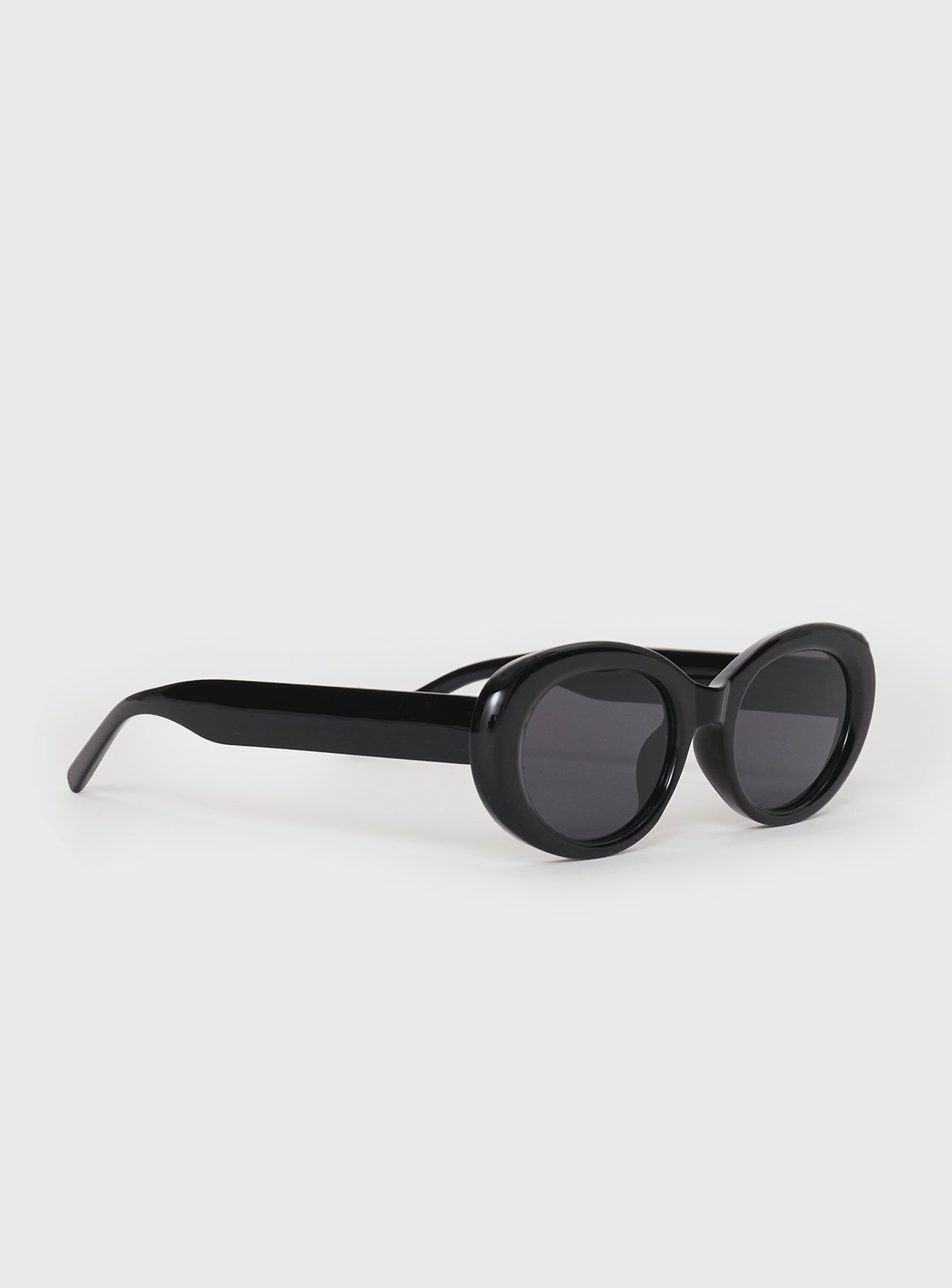 Streep Sunglasses Black - Image 3