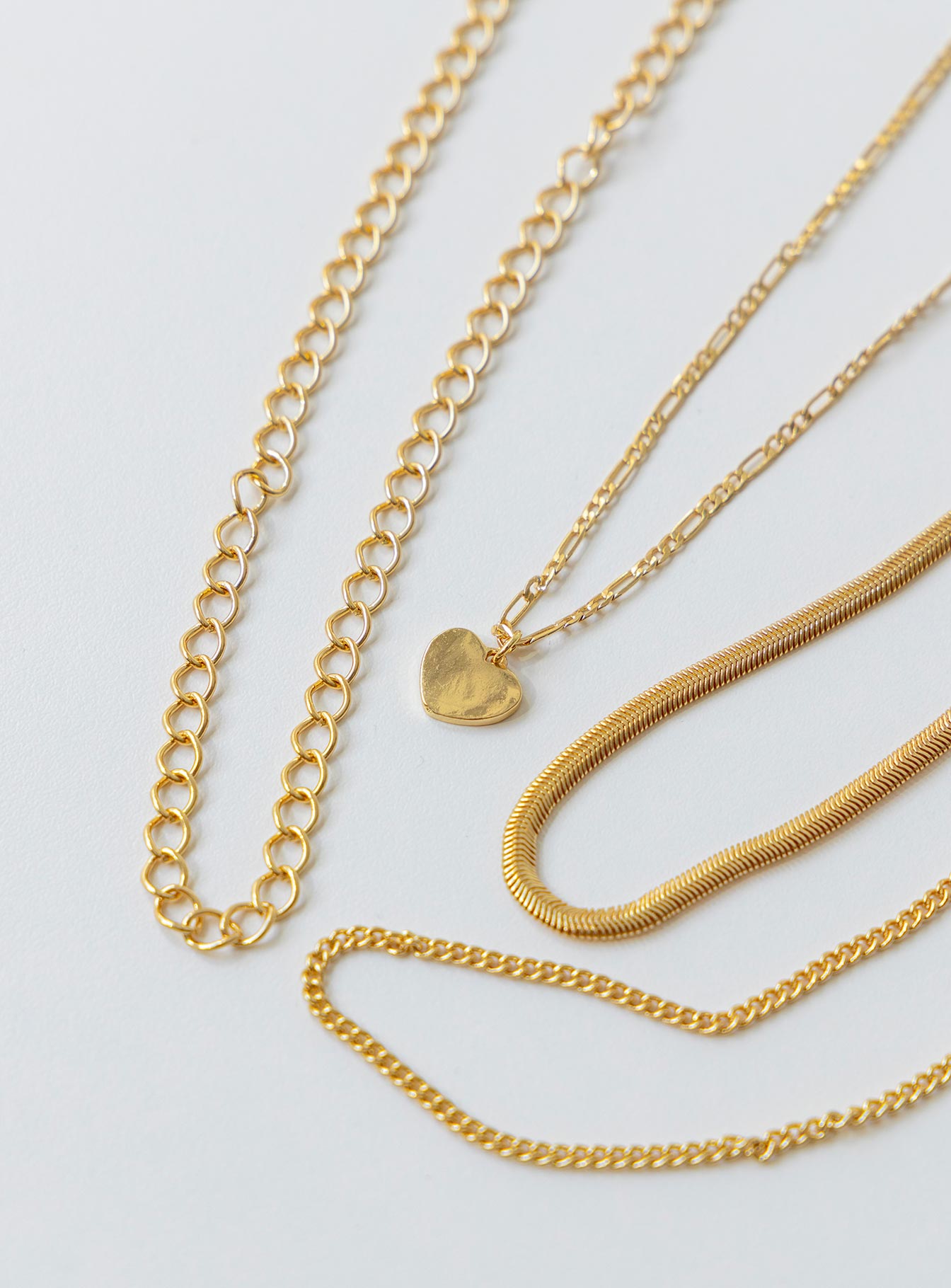 DeLuca Chain Necklace Gold - Image 3