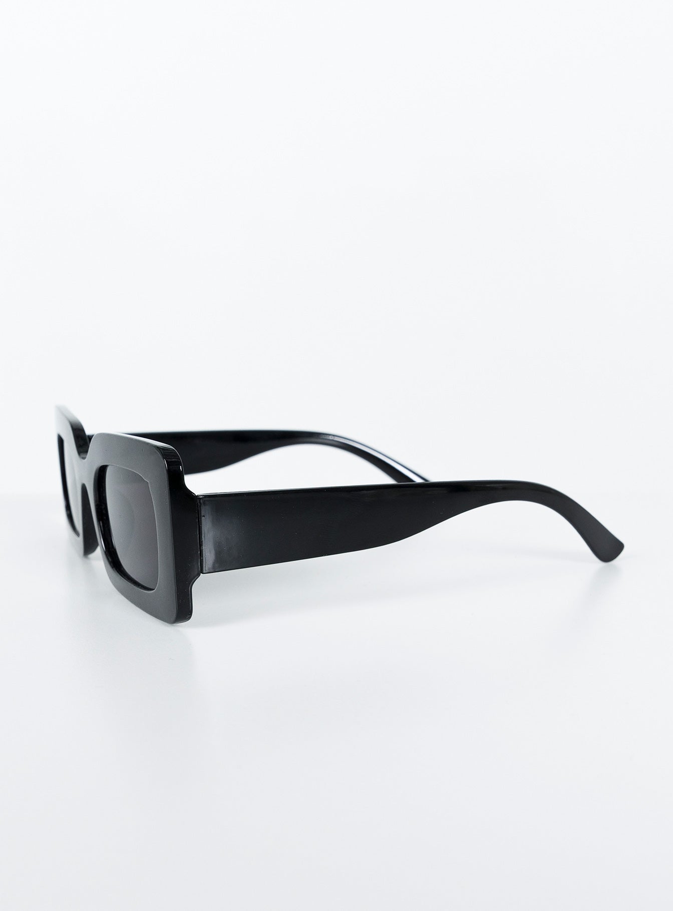 Prosser Sunglasses Black - Image 3
