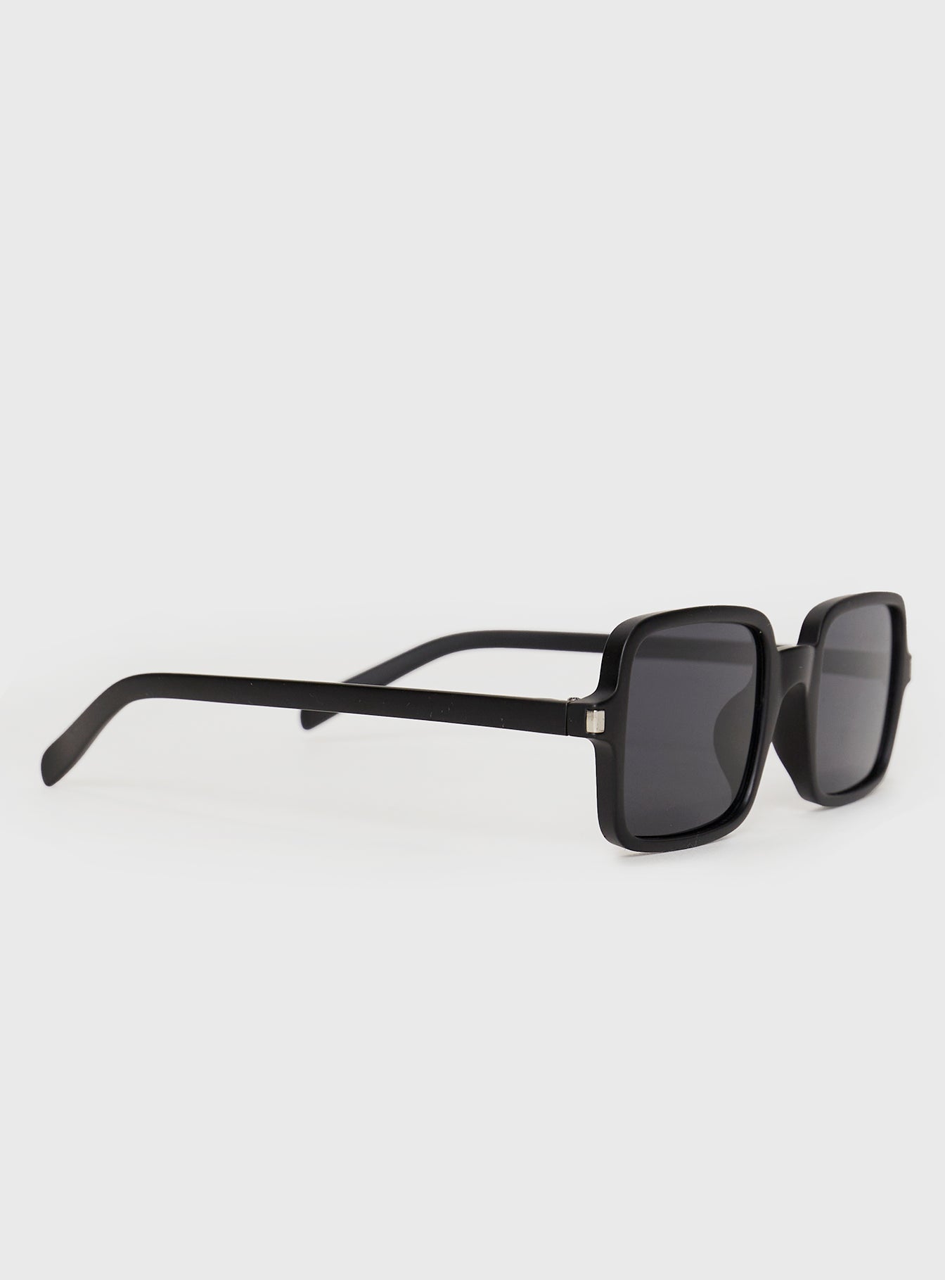 Ignatius Sunglasses Black - Image 3