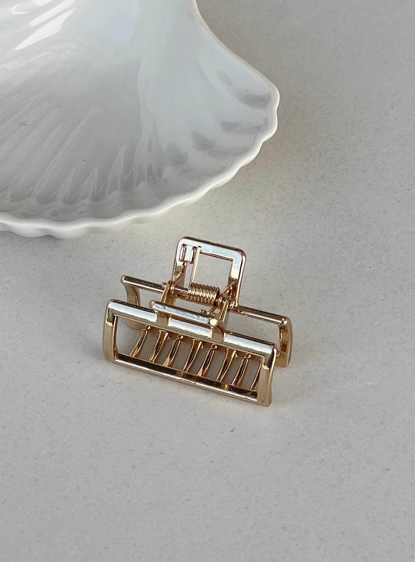 Osheya Hair Clip - Image 3