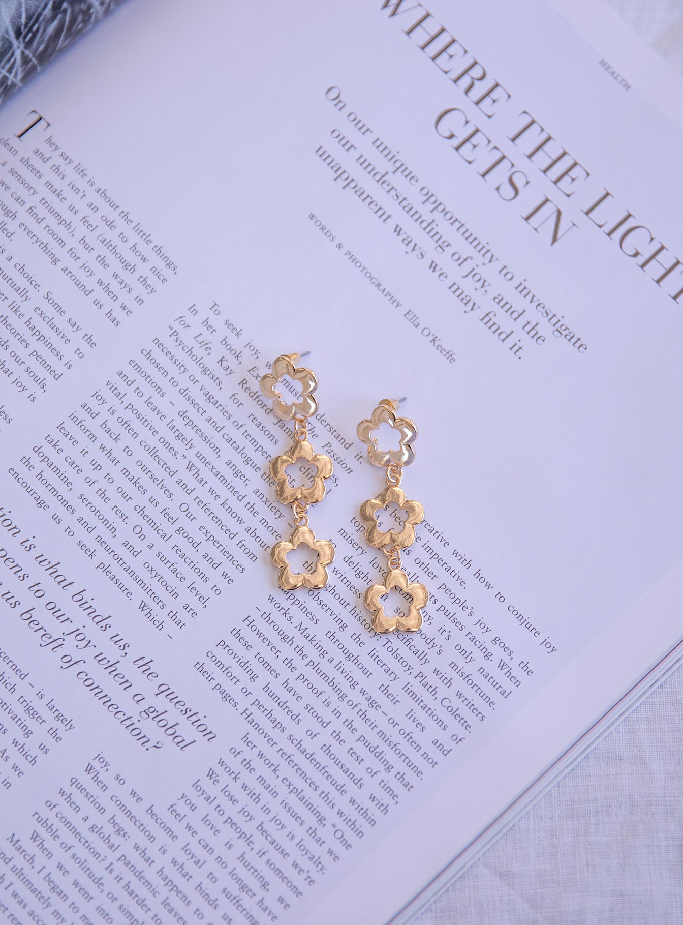 Ivy Fleur Earrings Gold - Image 2