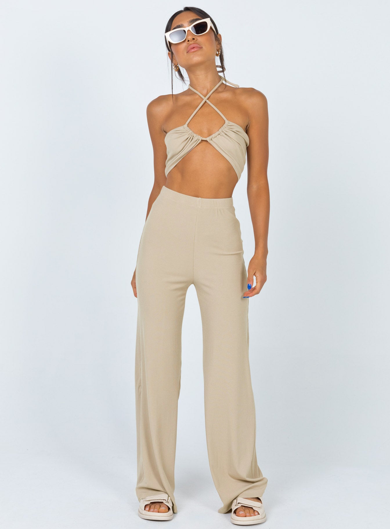 Latiana Set Beige - Image 4