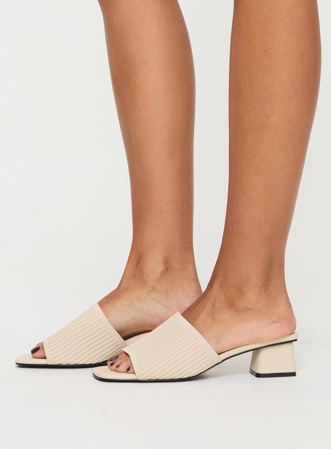 Ima Heels Cream - Image 3