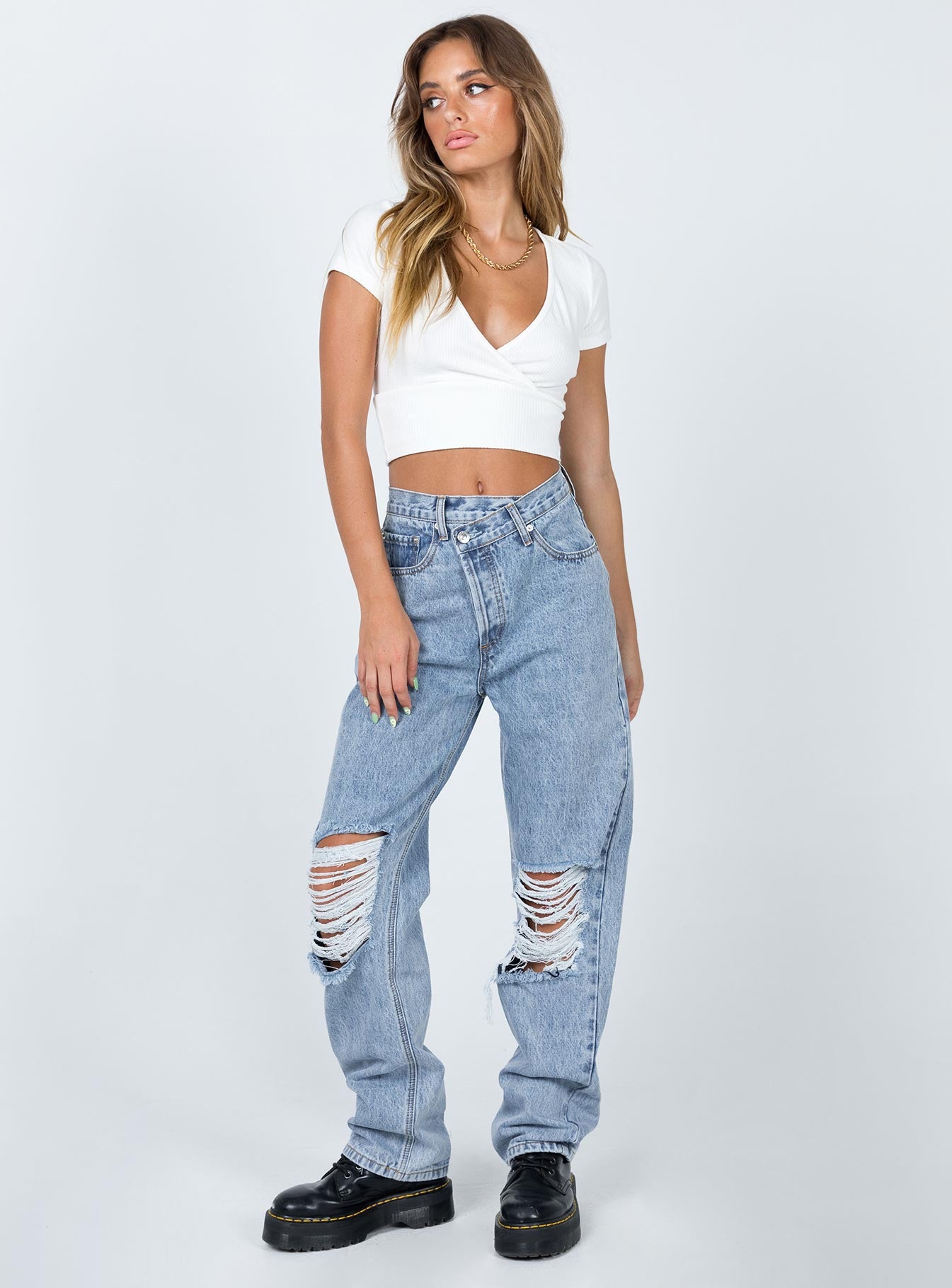 Holly Asymmetric Ripped Leg Jeans Light Wash Denim - Image 5