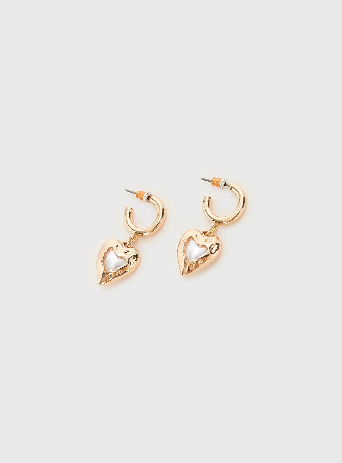 Live In Reality Heart Earrings Gold - Image 3