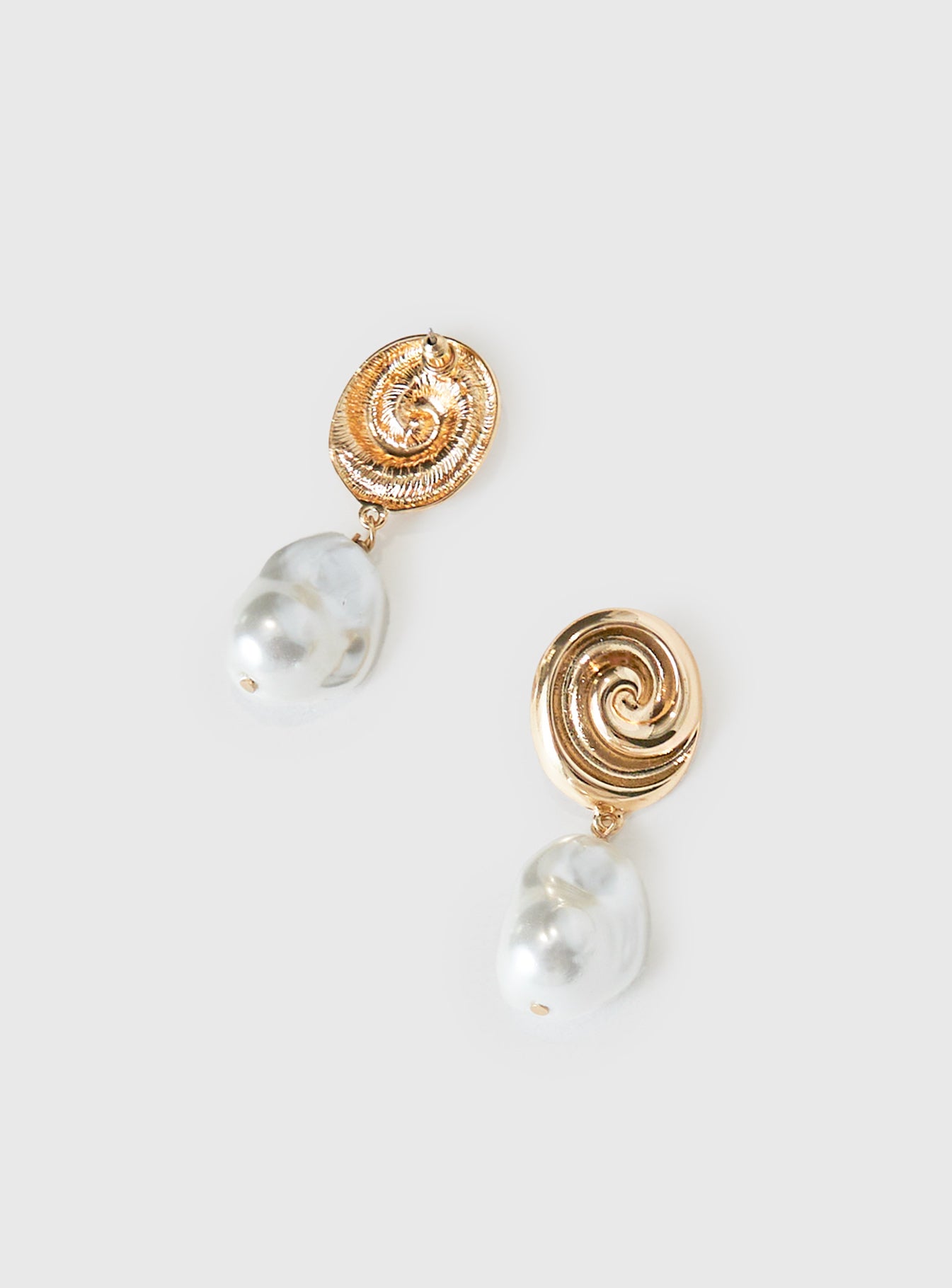 Lucky For You Pearl Drop Earrings Gold - Image 3