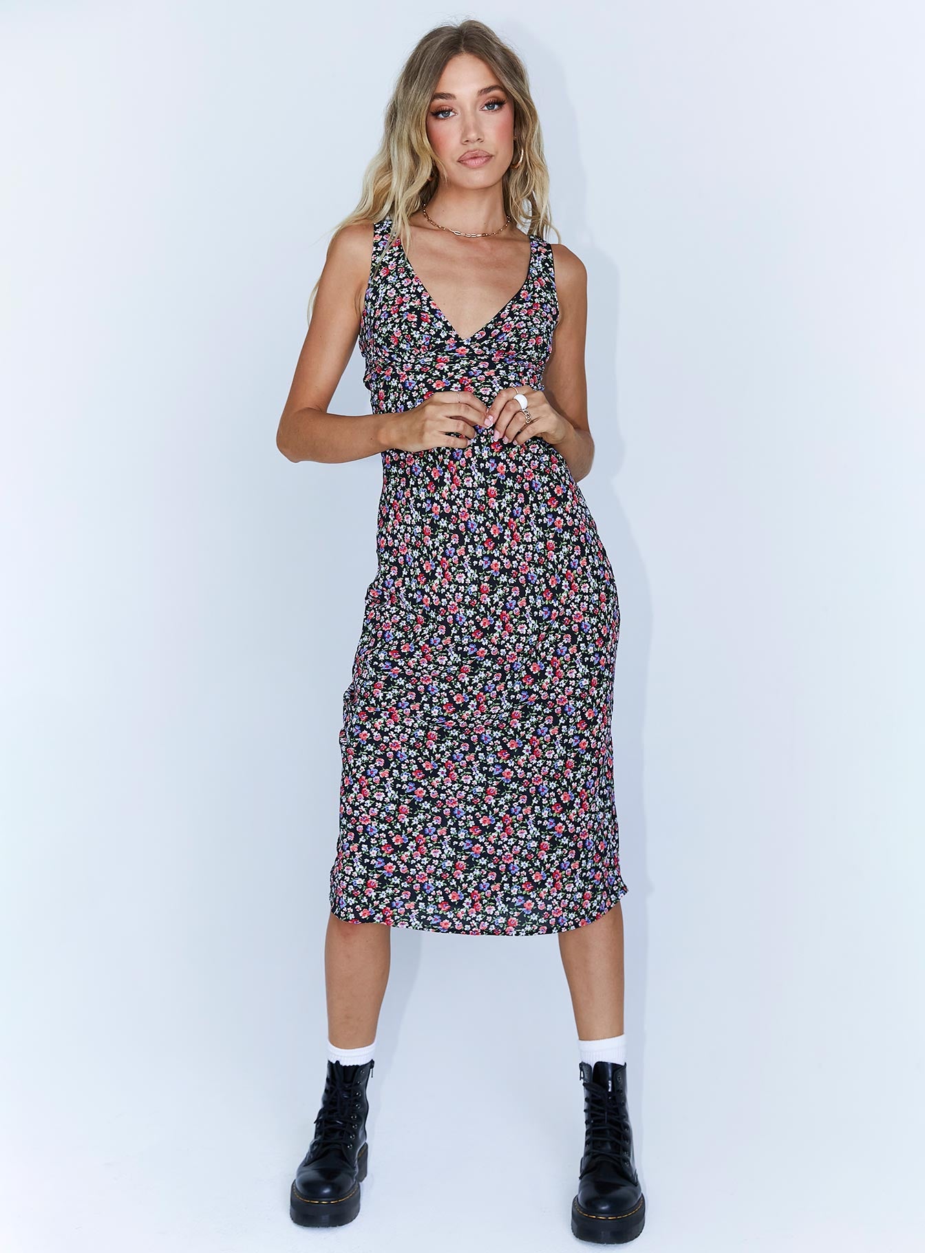 Delta Midi Dress Black Floral - Image 3