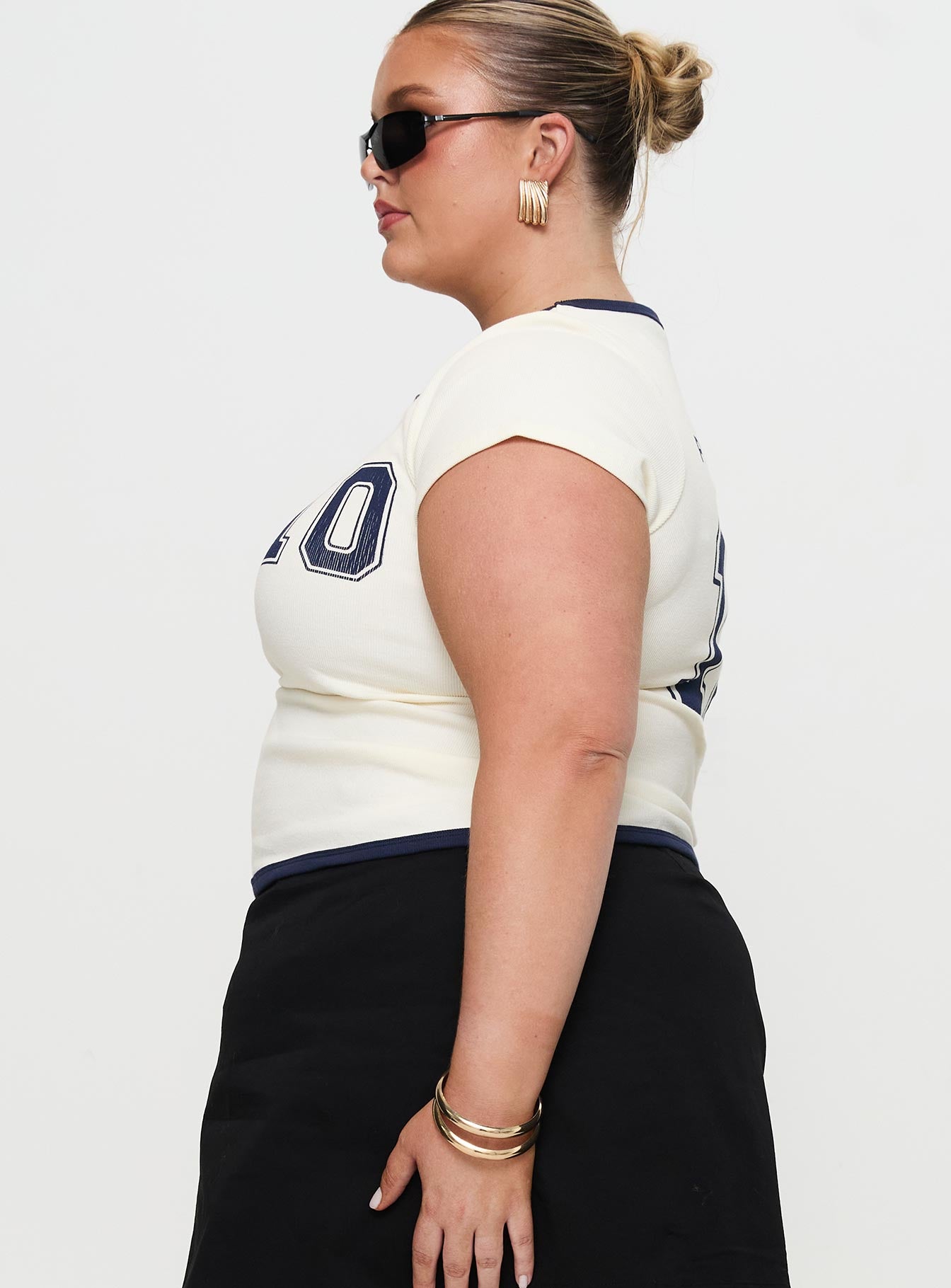 Track Record Graphic Top Cream Curve - Image 4