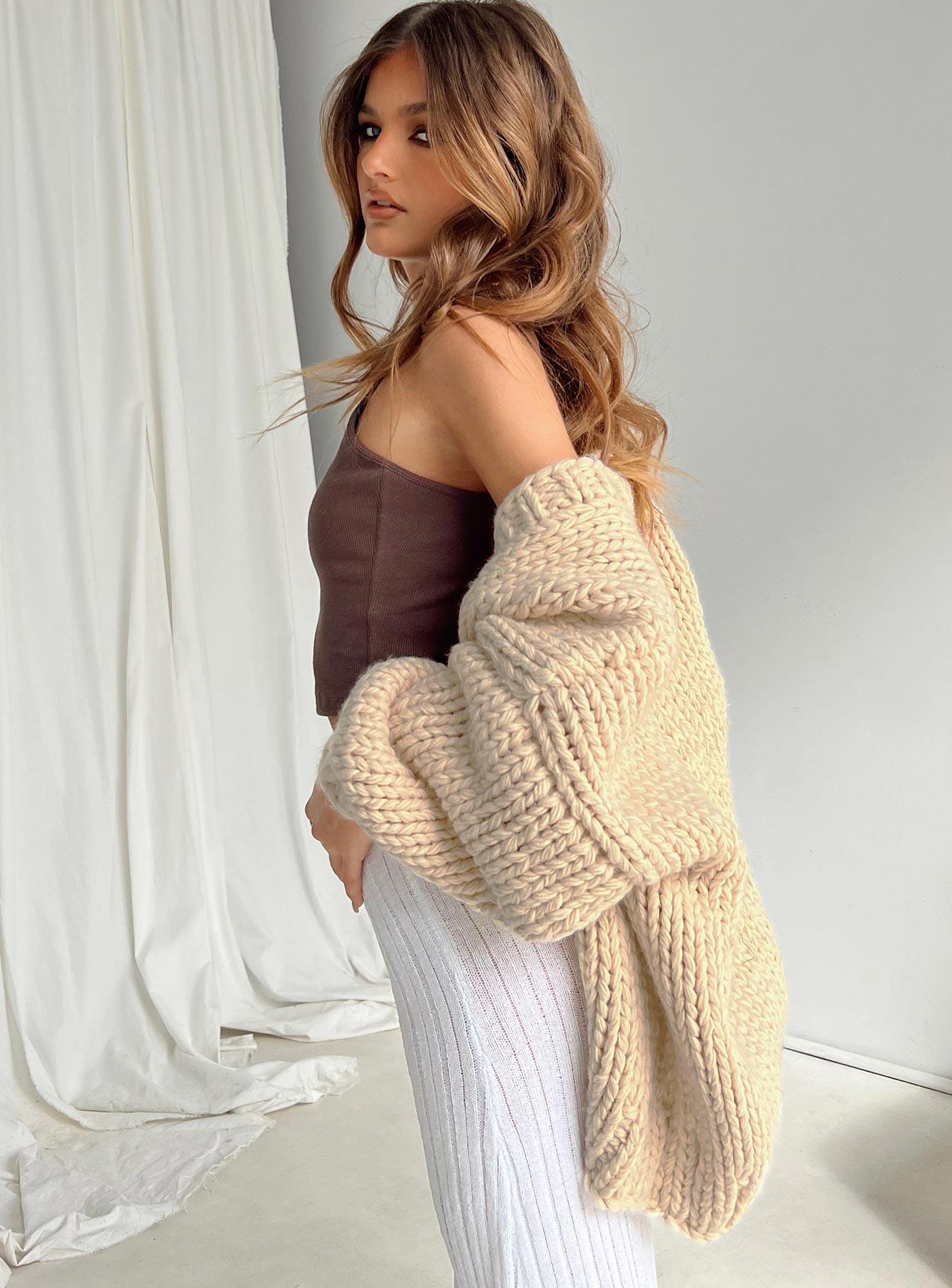 Lester Knit Cardigan Cream - Image 3
