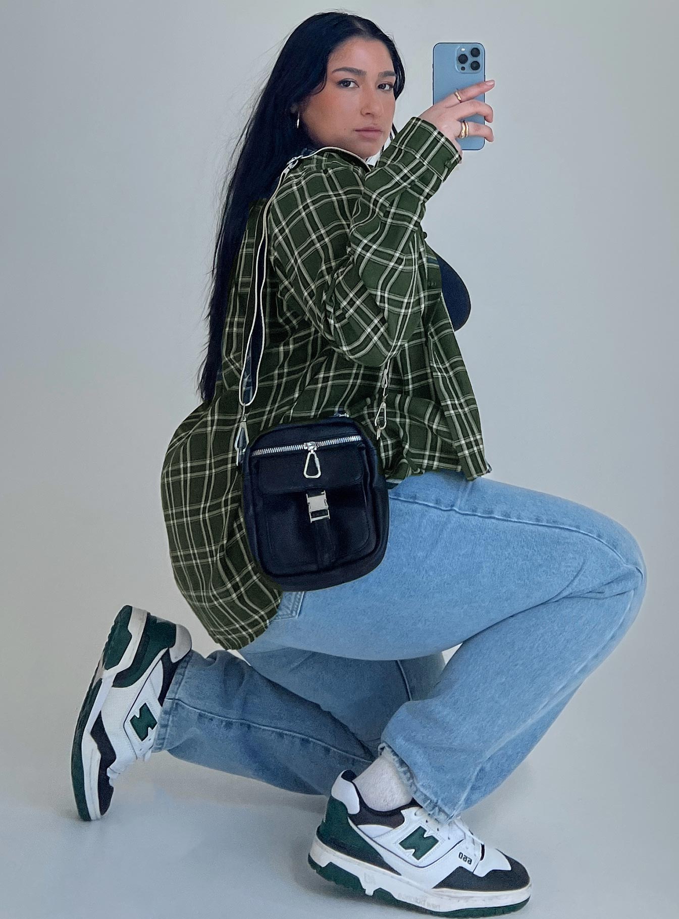 Nora Shirt Forest Green Curve - Image 3