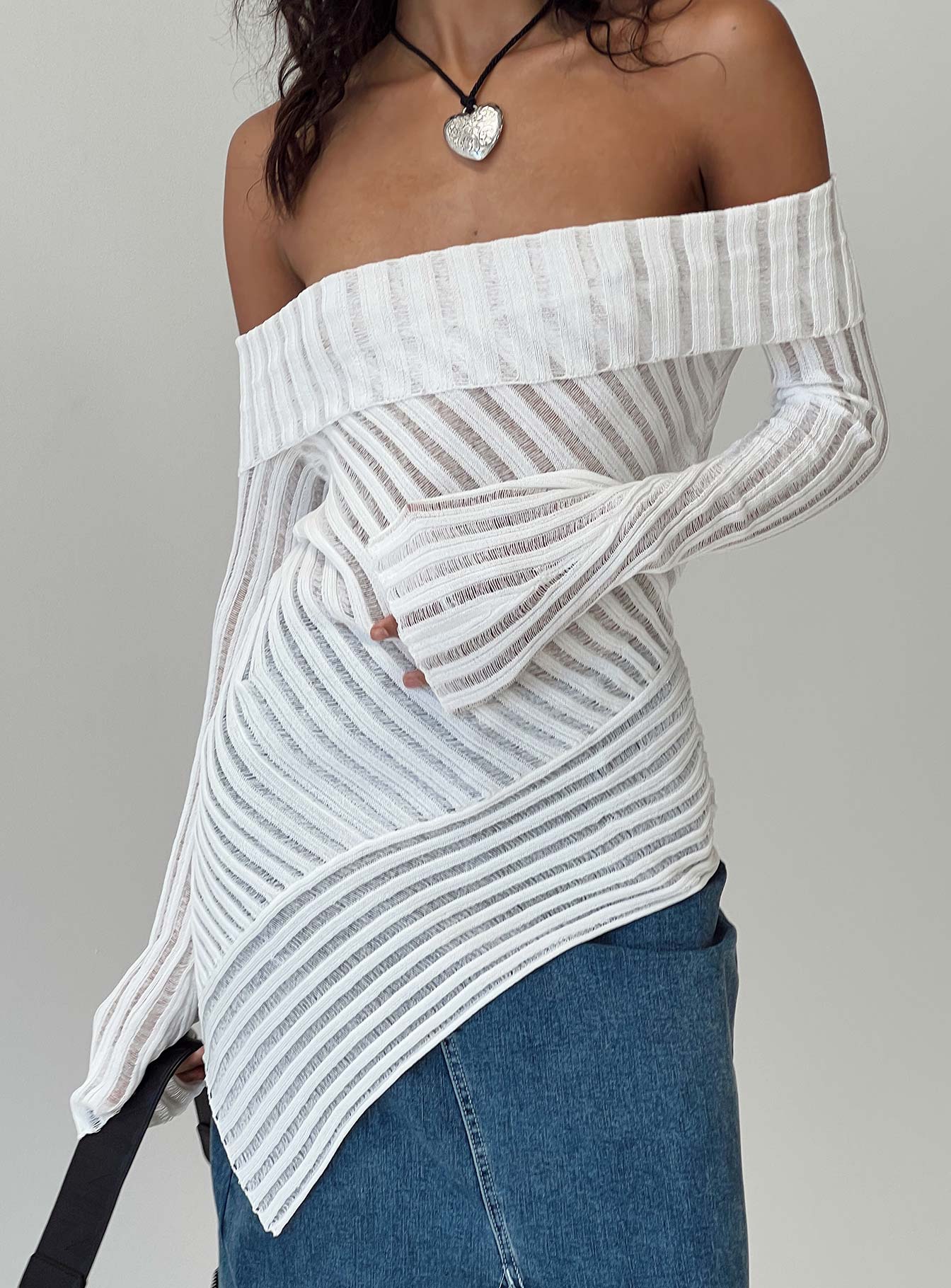 Cloud Sweater White - Image 5