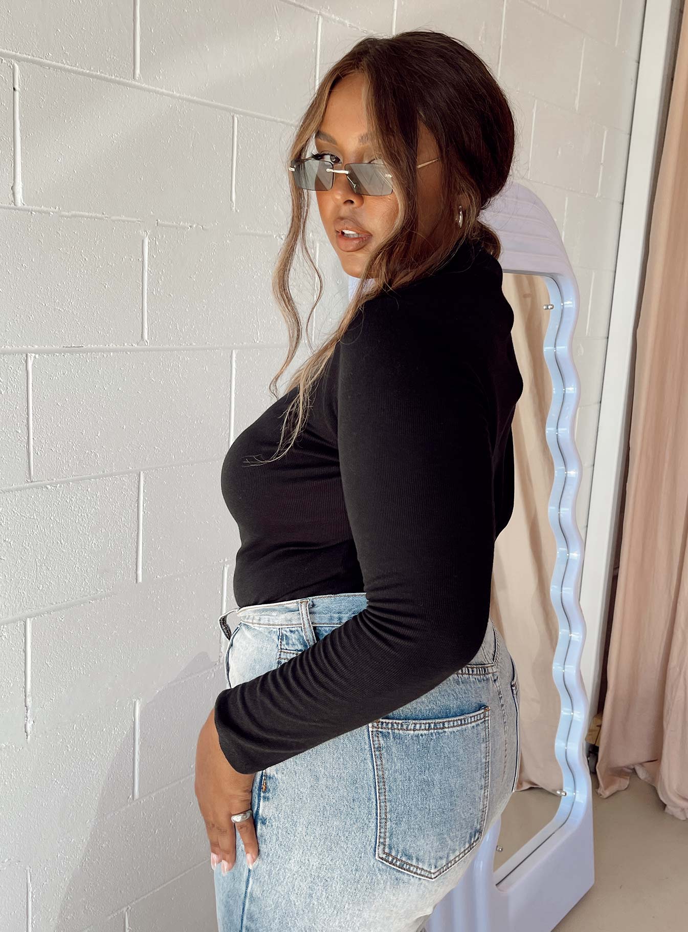 Maleny Long Sleeve Bodysuit Black Curve - Image 8