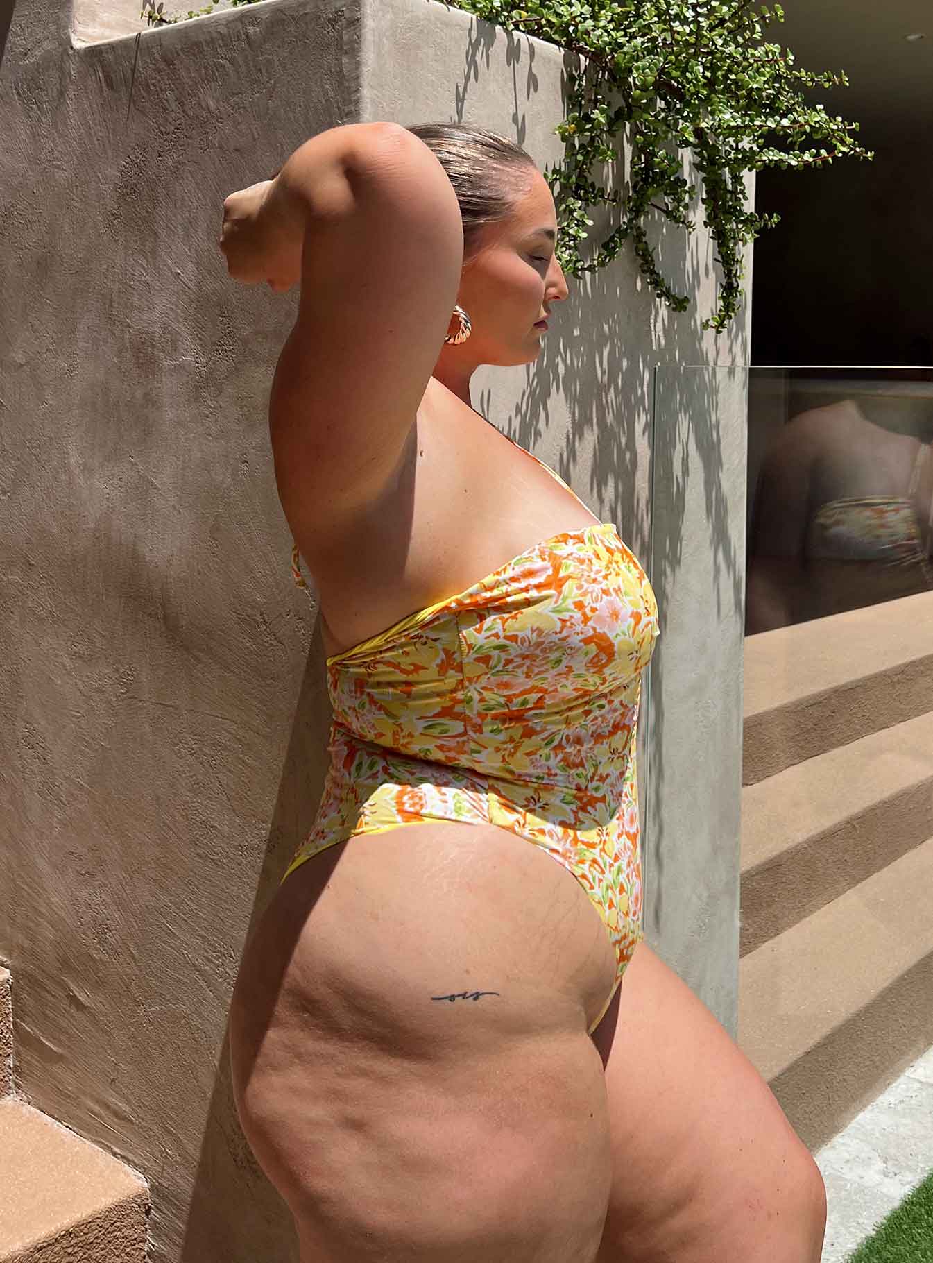 Fern One Piece Yellow Multi Curve - Image 3