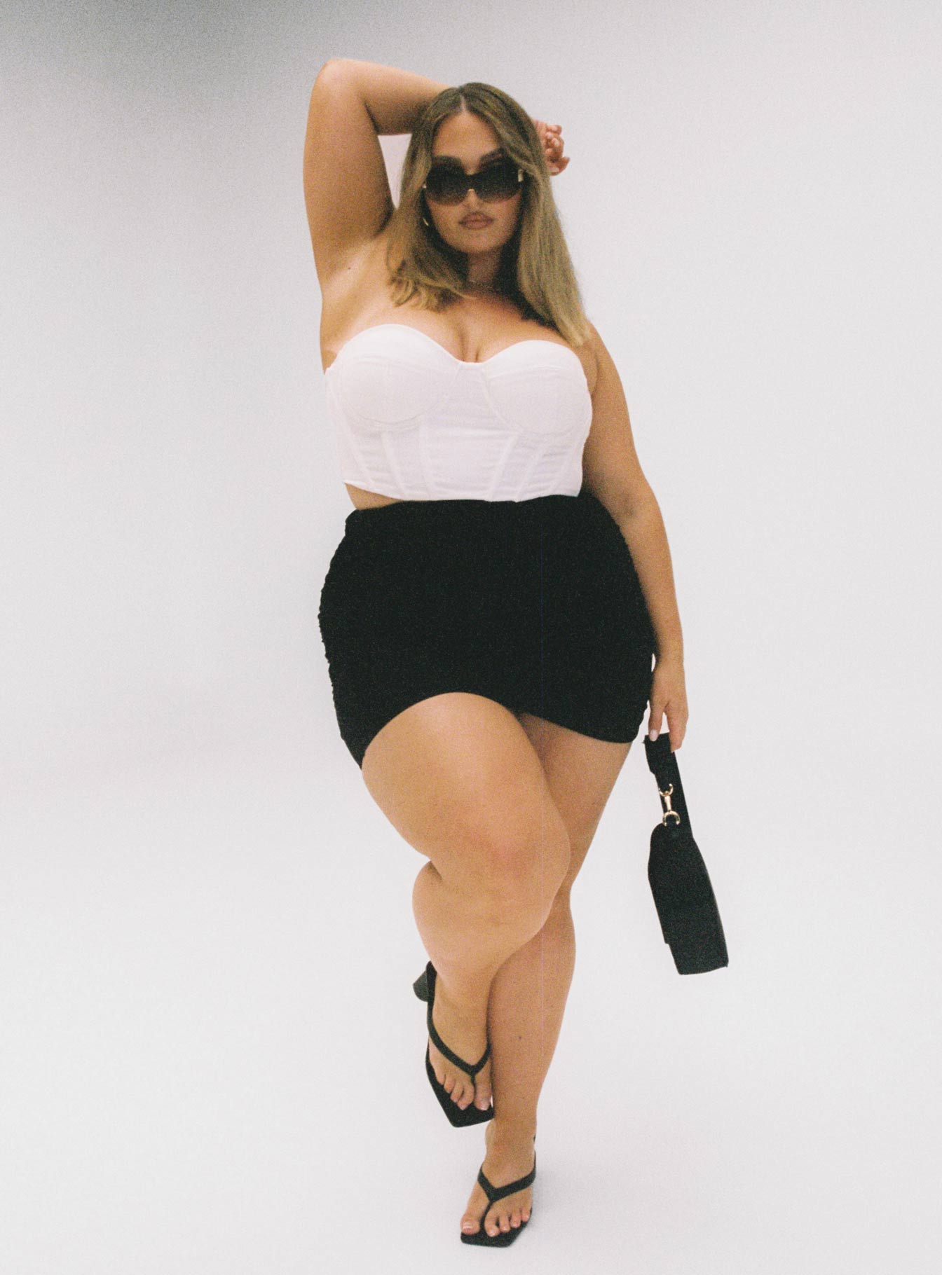 Endless Love Corset Top White Curve - Image 3