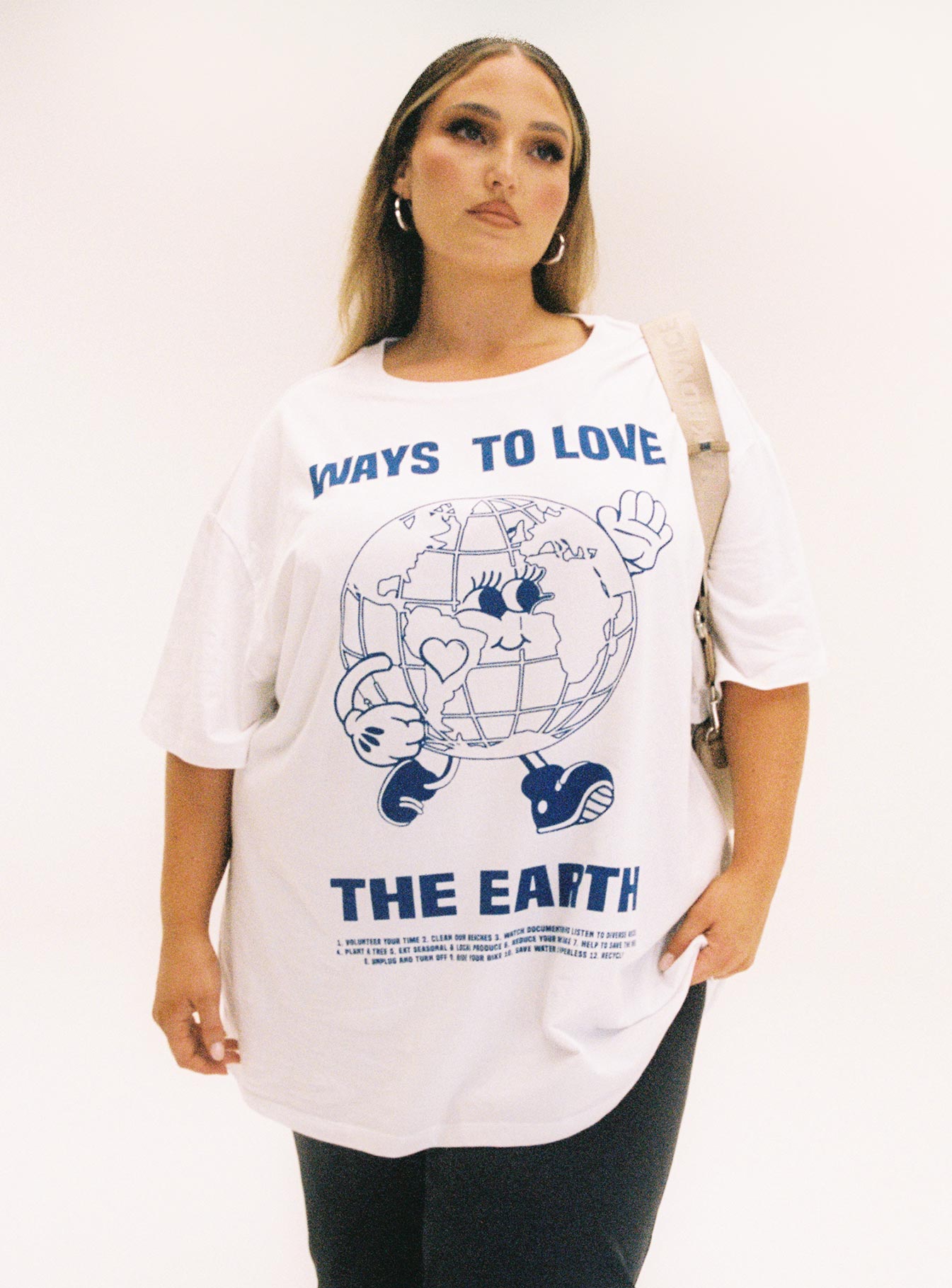 Organic Love The Earth Oversized Tee White Curve - Image 3